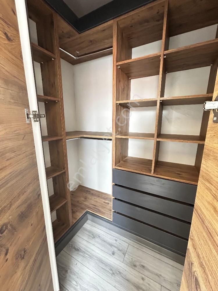 Yenikent Fevzi Çakmak Mah 3+1 E.banyolu Ön Cephe Sıfır Daire - Görsel 17