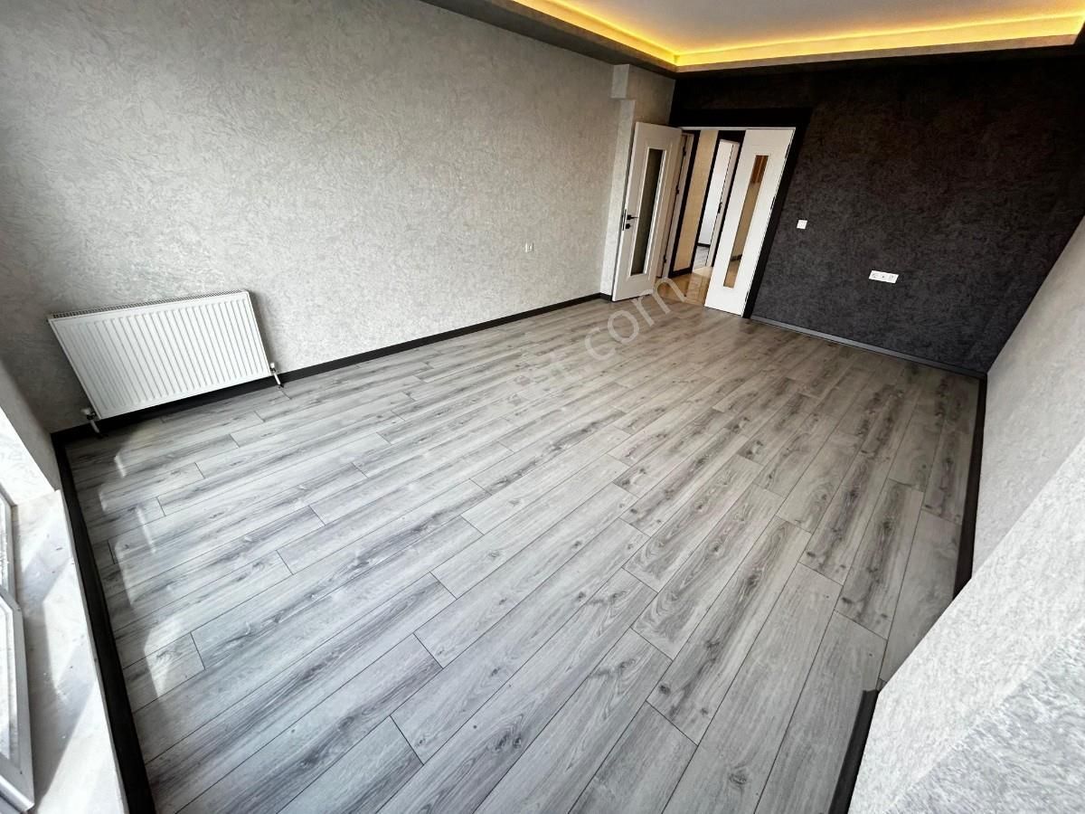 Yenikent Fevzi Çakmak Mah 3+1 E.banyolu Ön Cephe Sıfır Daire - Görsel 30