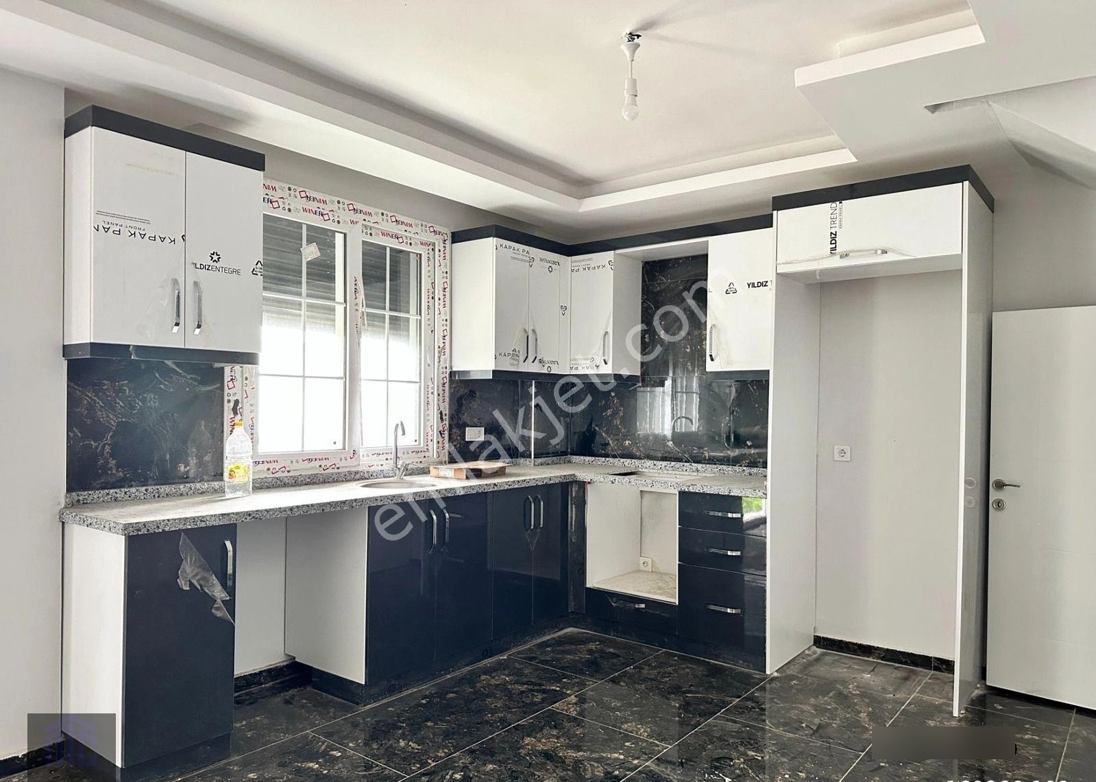 İzmir Seferihisar Doğanbeyde 3+1 Satılık Villa Şömineli Geniş Yazlık - Görsel 15