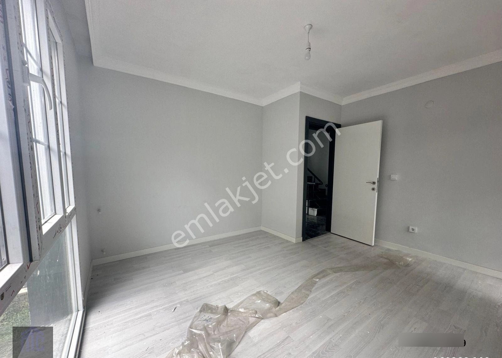 İzmir Seferihisar Doğanbeyde 3+1 Satılık Villa Şömineli Geniş Yazlık - Görsel 29