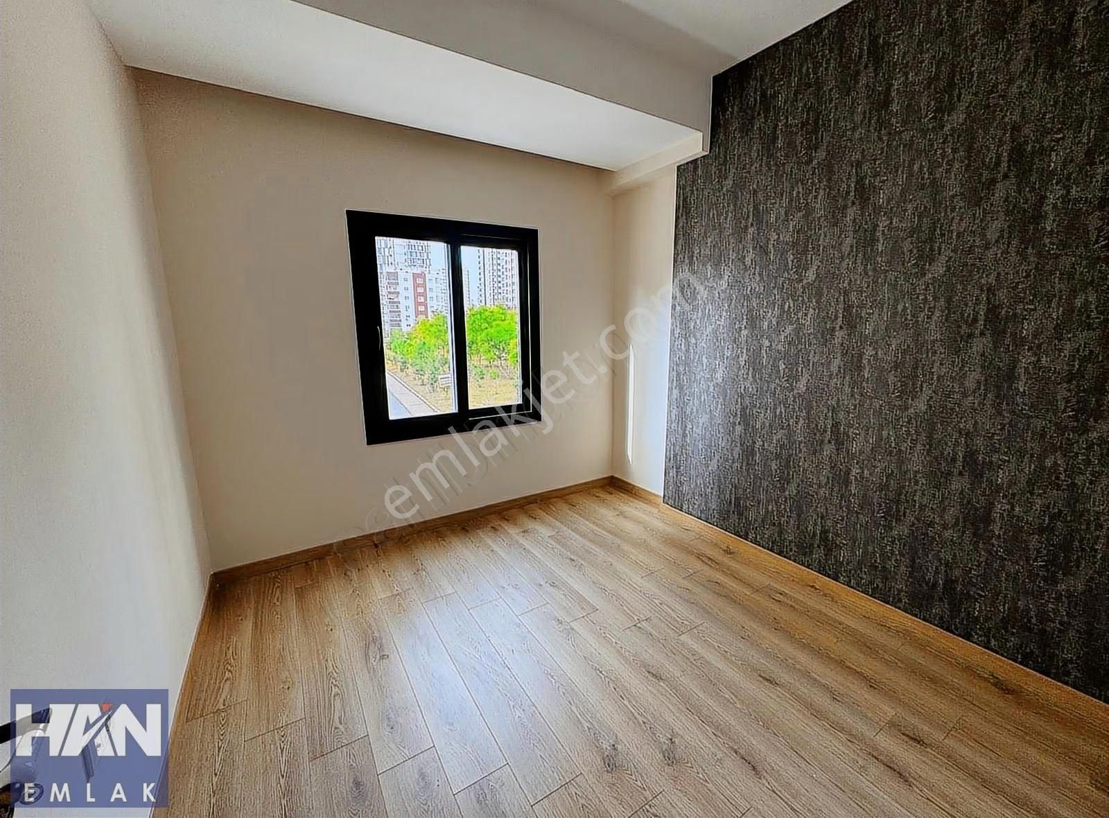 Han Emlak'tan Akdeniz Mah'de Site İçi 2+1 Satılık Daire - Görsel 3