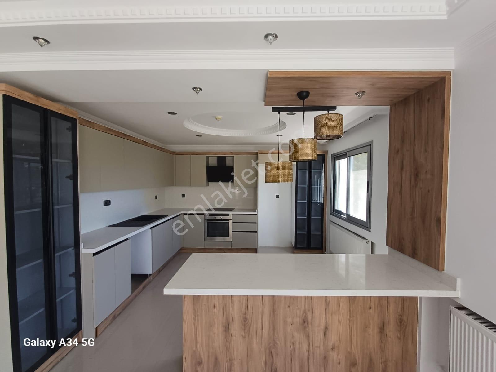 Marinaya Yakın - Köşe Konum - Tek Müstakil Villa - Görsel 16