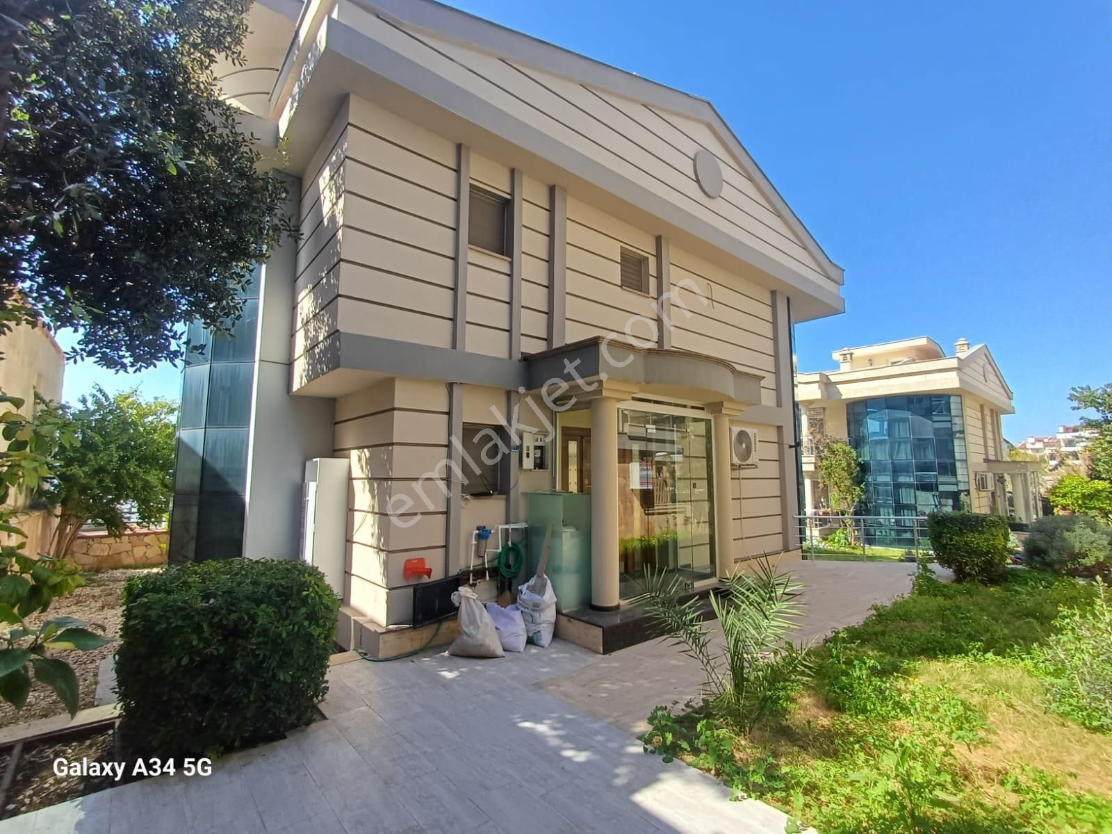 Marinaya Yakın - Köşe Konum - Tek Müstakil Villa - Görsel 8