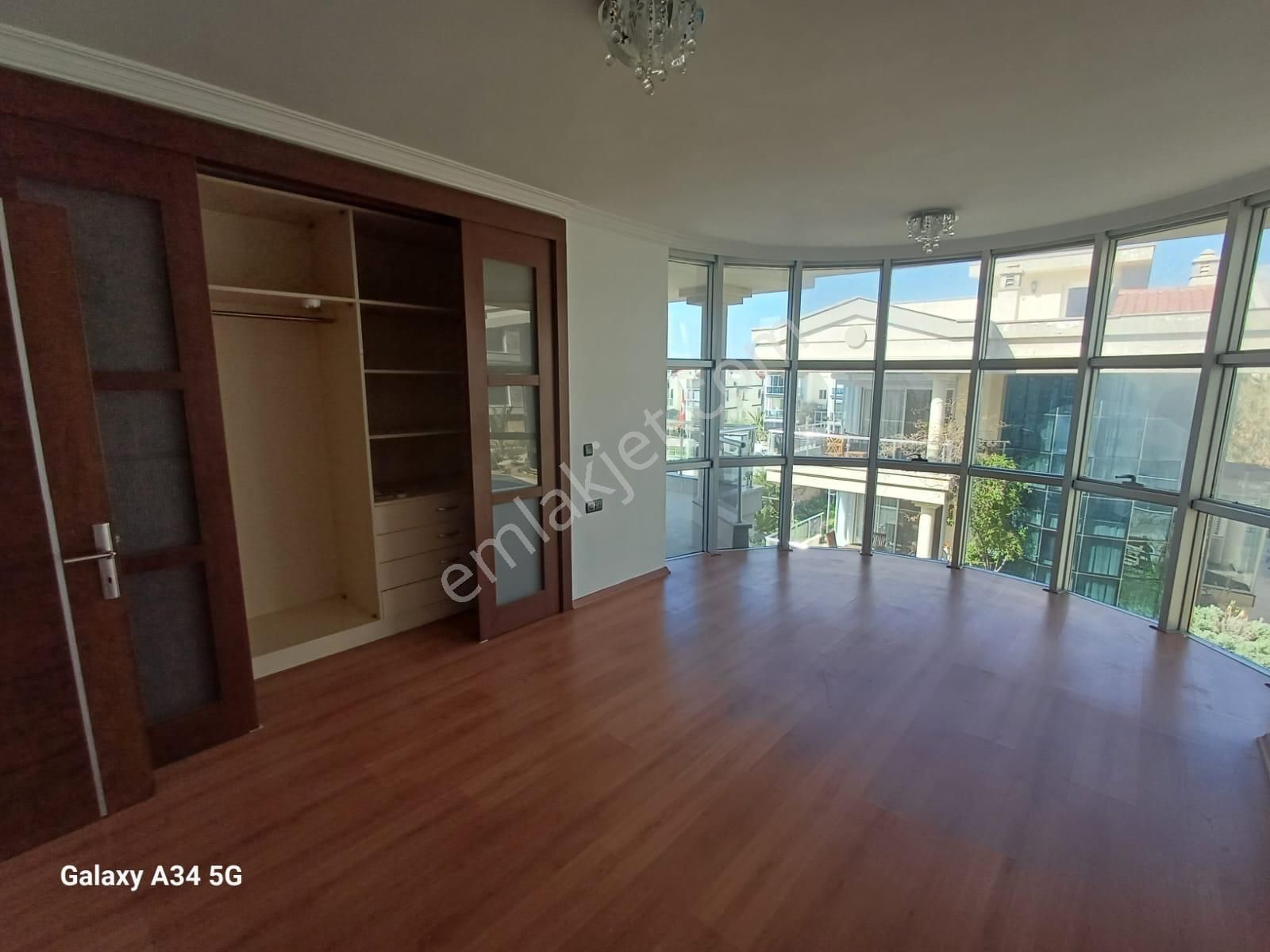 Marinaya Yakın - Köşe Konum - Tek Müstakil Villa - Görsel 22