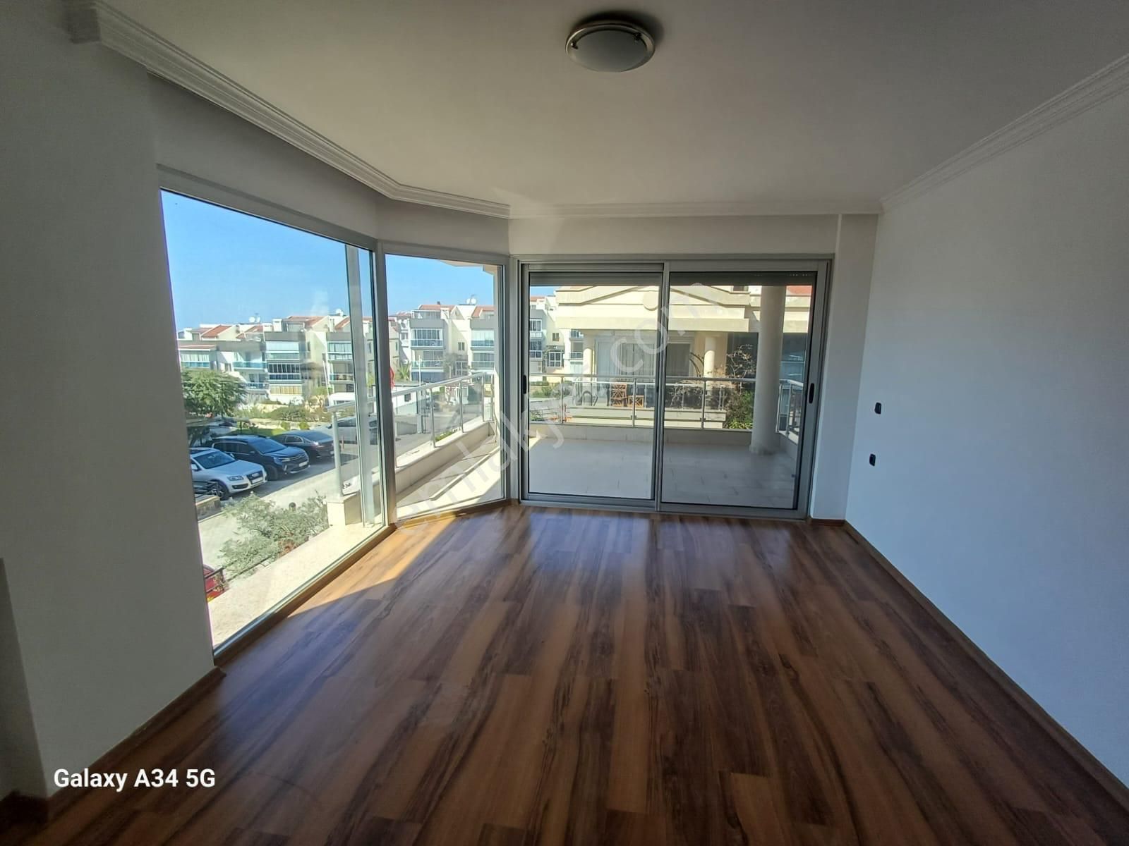 Marinaya Yakın - Köşe Konum - Tek Müstakil Villa - Görsel 21