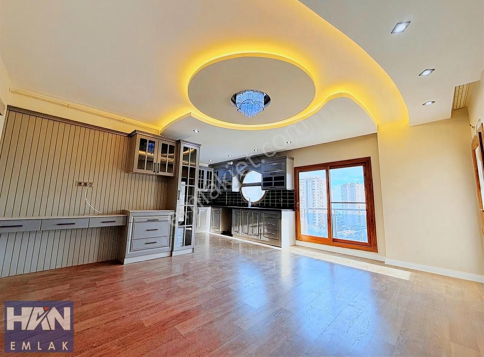 Han Emlak'tan Royal Towers'ta Tamamen Yenilenmiş Consept 4+1 - Görsel 18