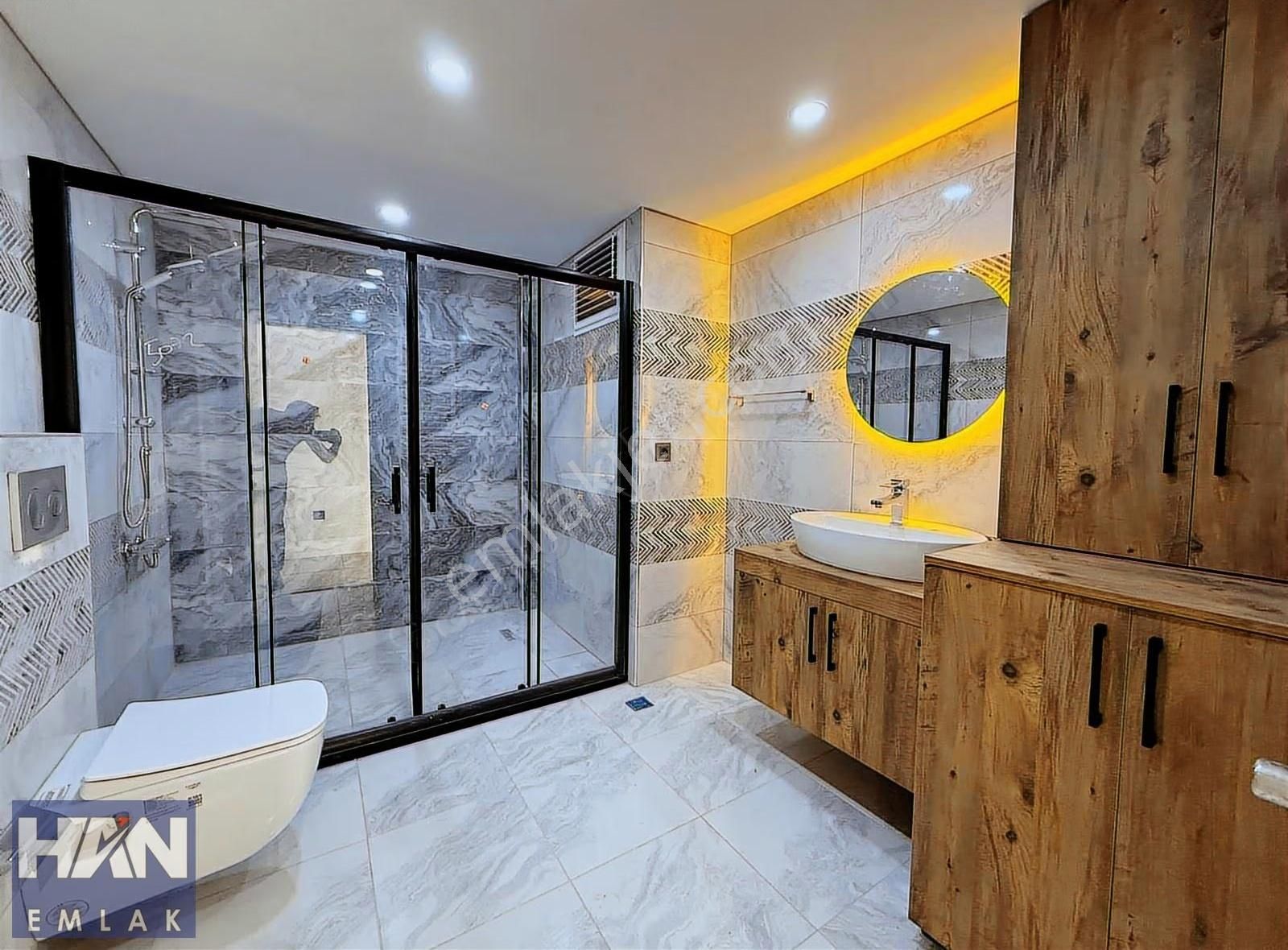 Han Emlak'tan Royal Towers'ta Tamamen Yenilenmiş Consept 4+1 - Görsel 8