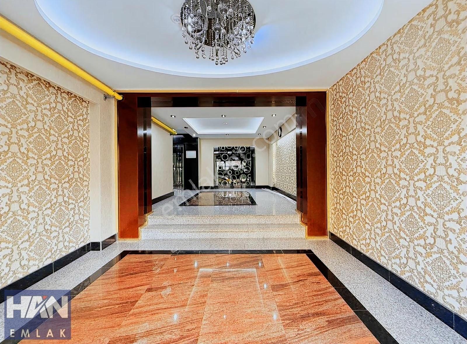 Han Emlak'tan Royal Towers'ta Tamamen Yenilenmiş Consept 4+1 - Görsel 17