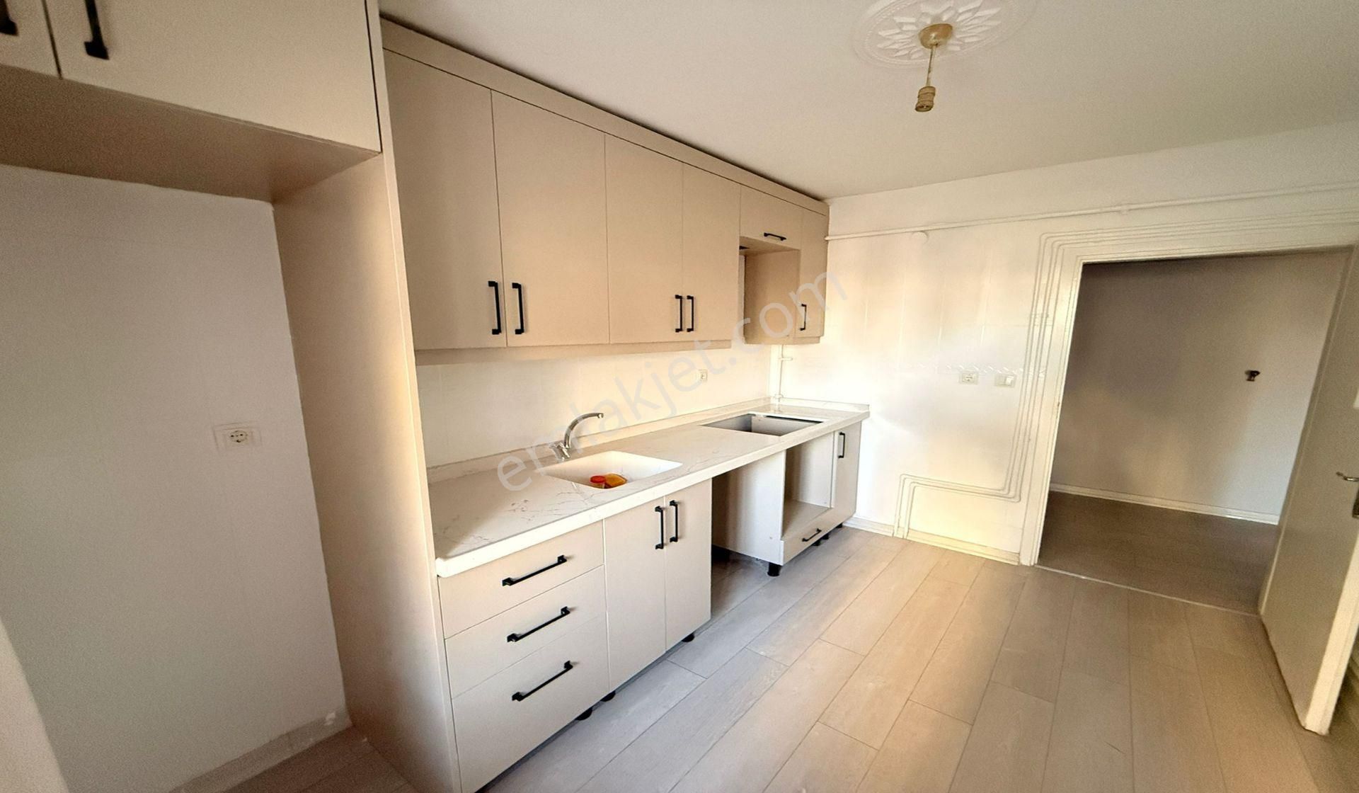 19 Mayıs Dumlupınar Okulu Yakını 3+1 Masrafsız Cepheleri Açık - Görsel 3