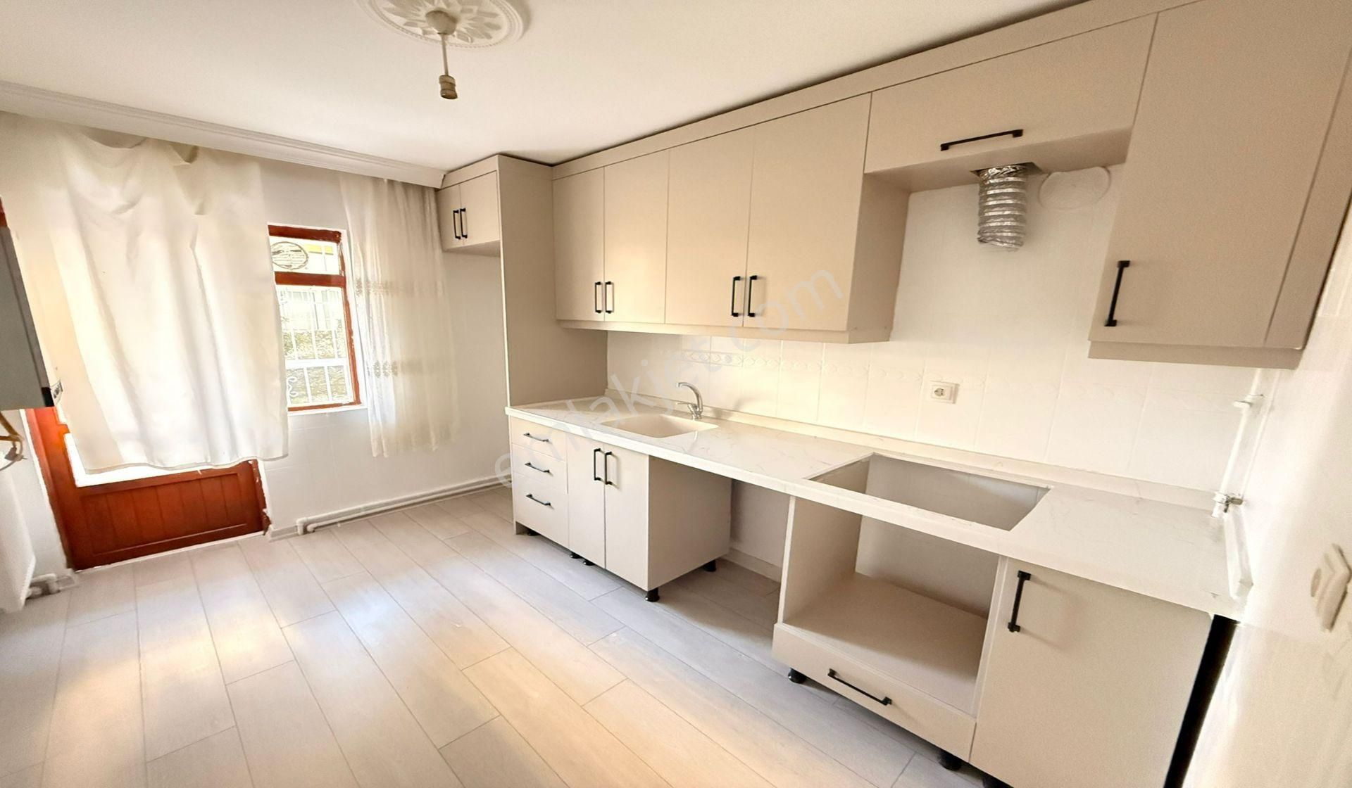 19 Mayıs Dumlupınar Okulu Yakını 3+1 Masrafsız Cepheleri Açık