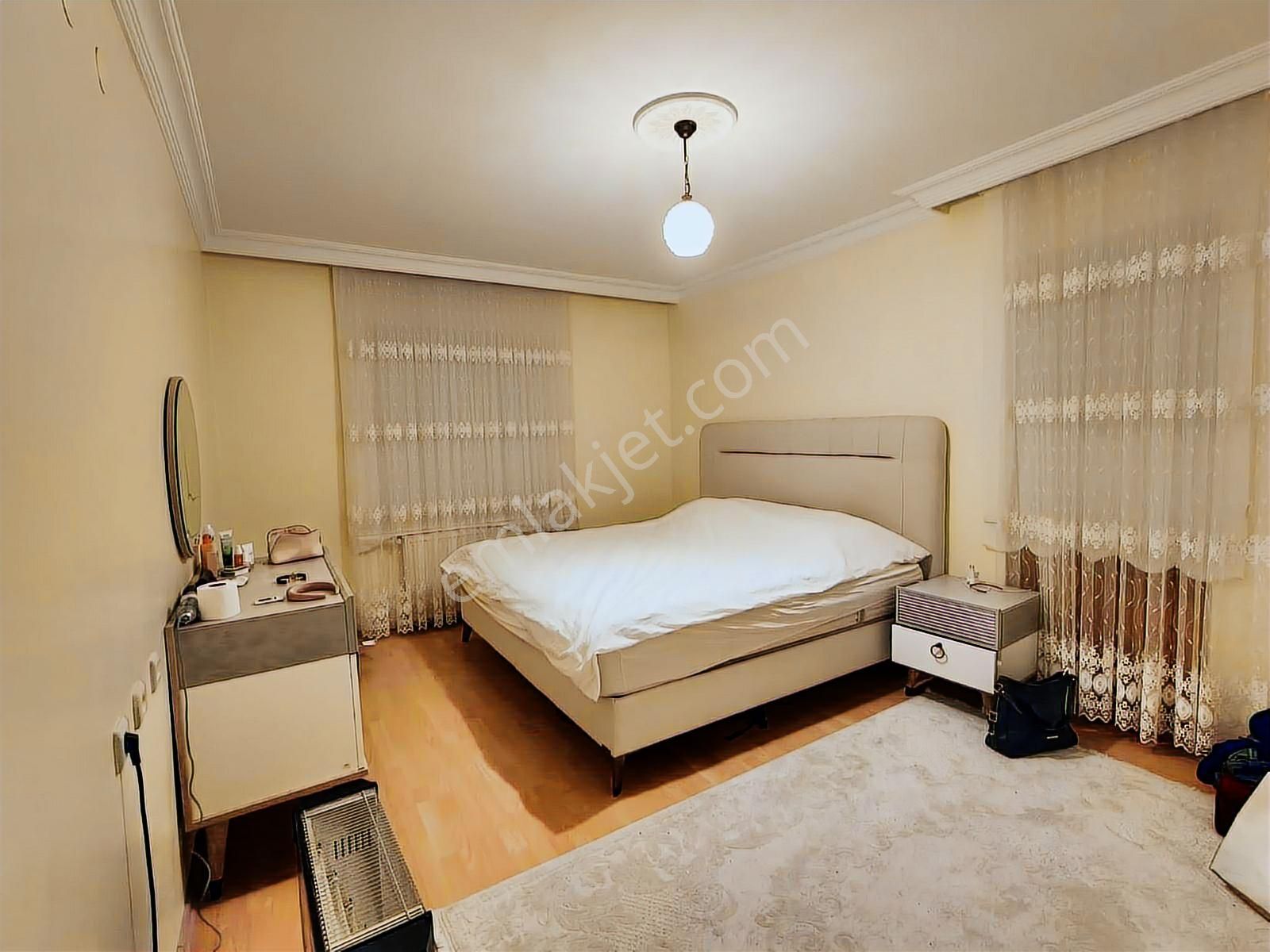 Cevizlidre/cad/2bina/katta/eşyalı/kiralık/3+1/2bny/3wc/mantolama