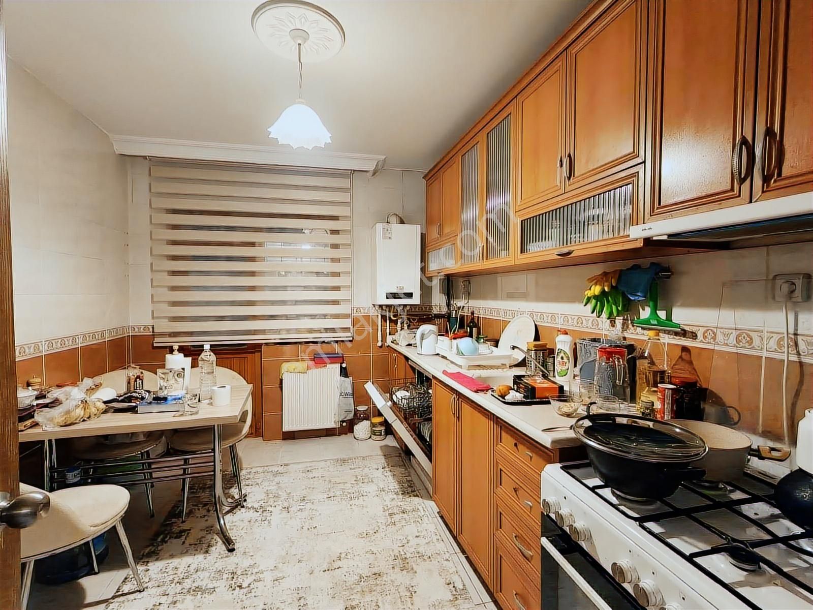 Cevizlidre/cad/2bina/katta/eşyalı/kiralık/3+1/2bny/3wc/mantolama - Görsel 15