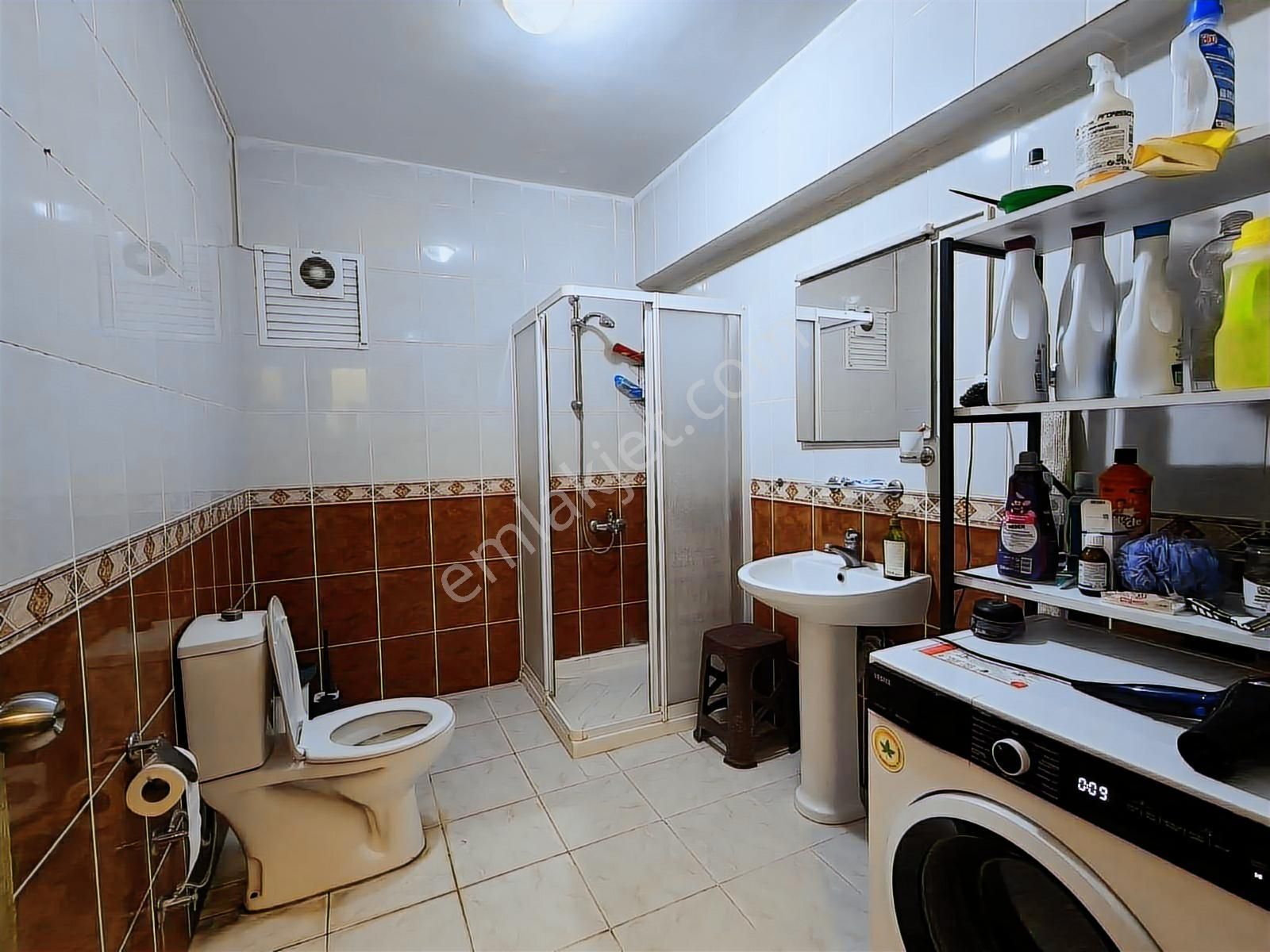 Cevizlidre/cad/2bina/katta/eşyalı/kiralık/3+1/2bny/3wc/mantolama - Görsel 11