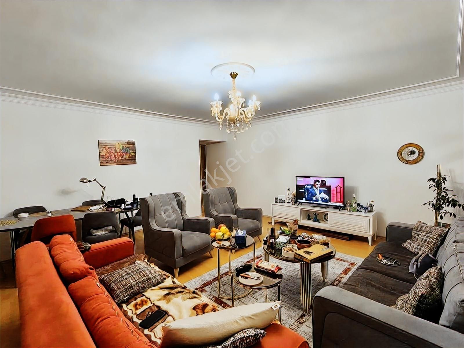 Cevizlidre/cad/2bina/katta/eşyalı/kiralık/3+1/2bny/3wc/mantolama - Görsel 4