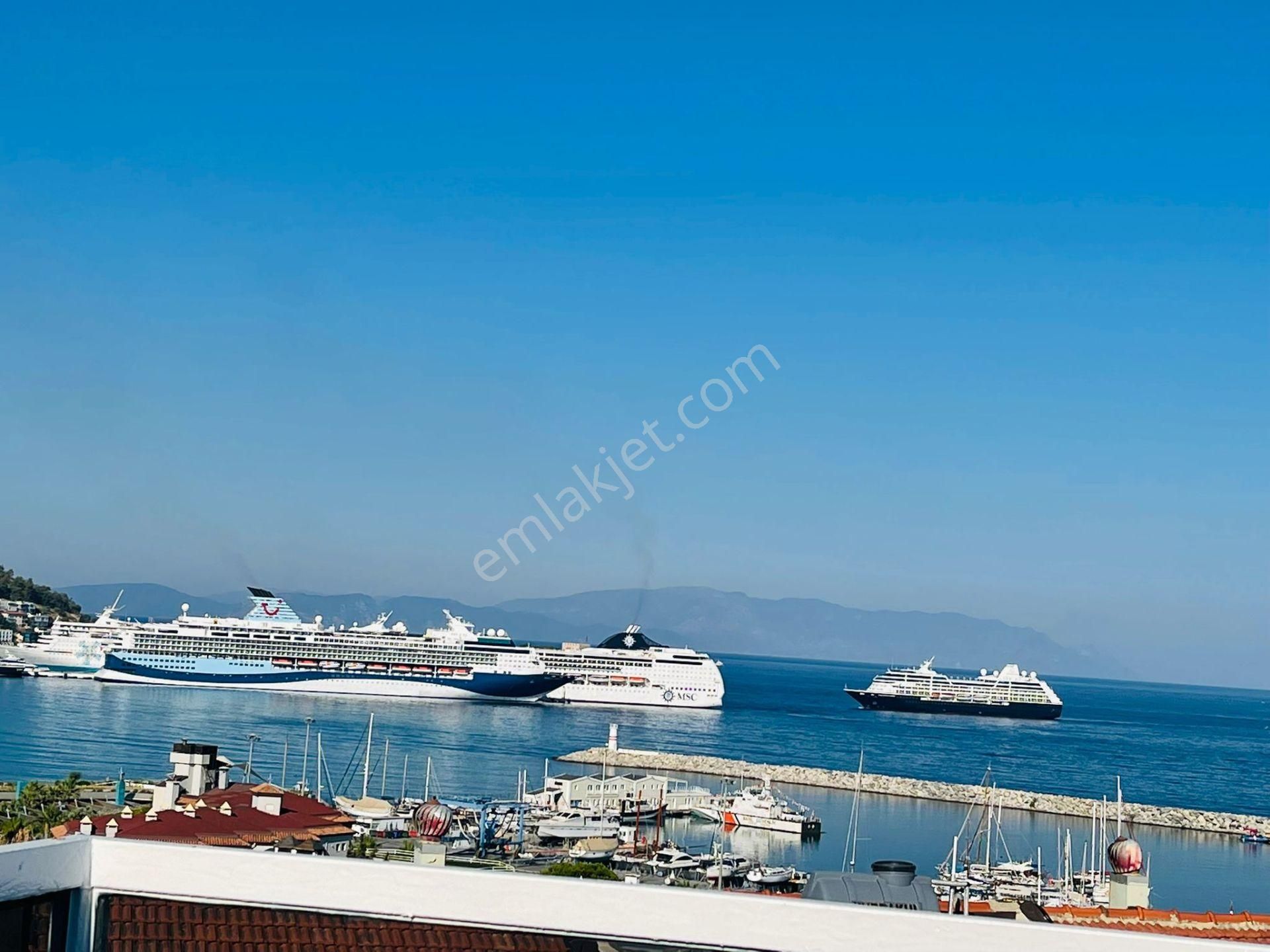 Marina Bölgesinde Full Deniz Manzaralı Dubleks Daire - Görsel 2