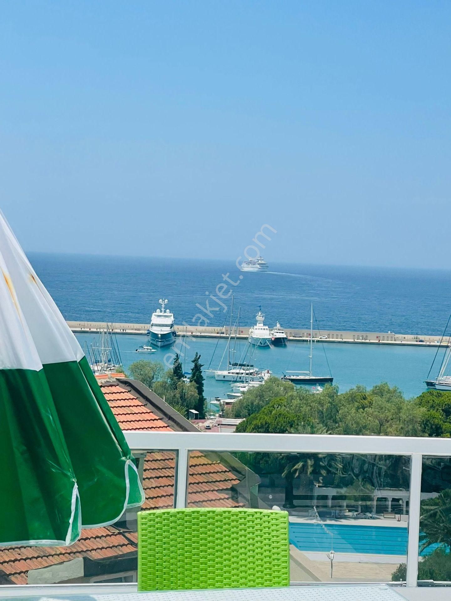 Marina Bölgesinde Full Deniz Manzaralı Dubleks Daire - Görsel 12