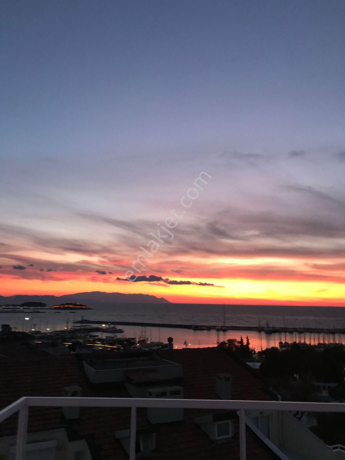 Marina Bölgesinde Full Deniz Manzaralı Dubleks Daire - Görsel 10