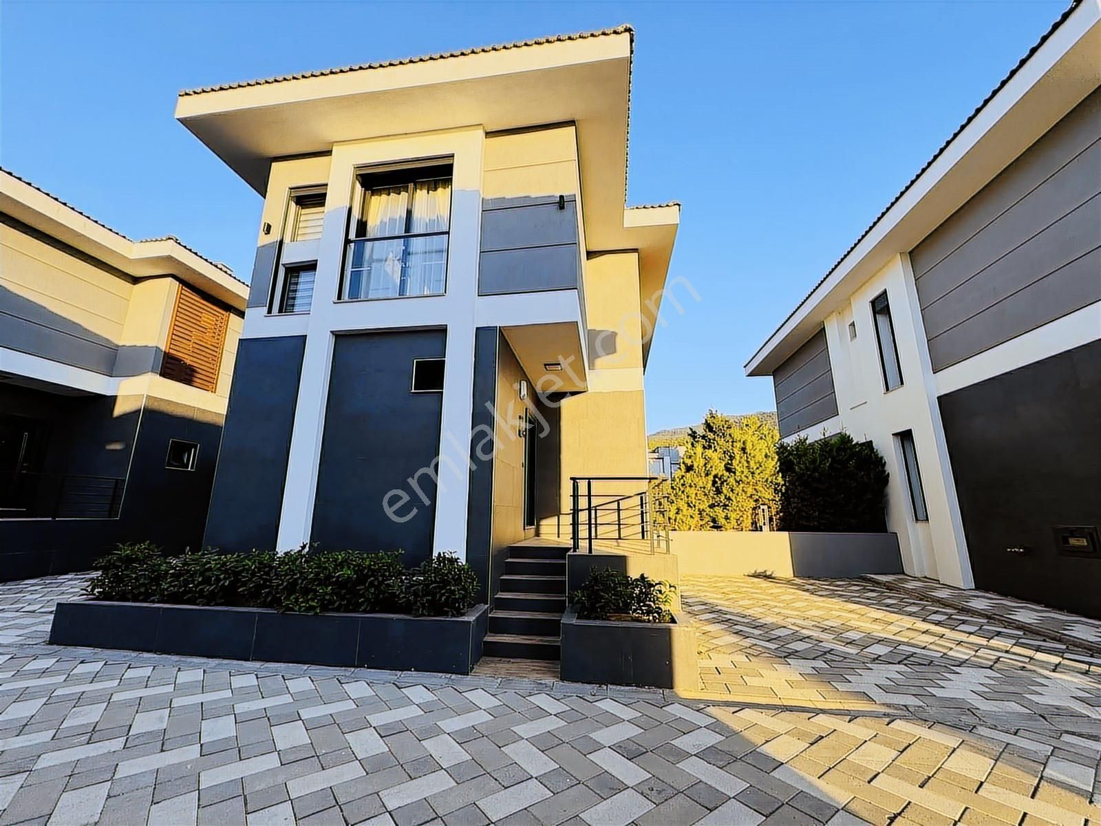 Güzelçamlı'da 7/24 Güvenlikli Tek Müstakil Havuzlu 3+1 Villa - Görsel 34