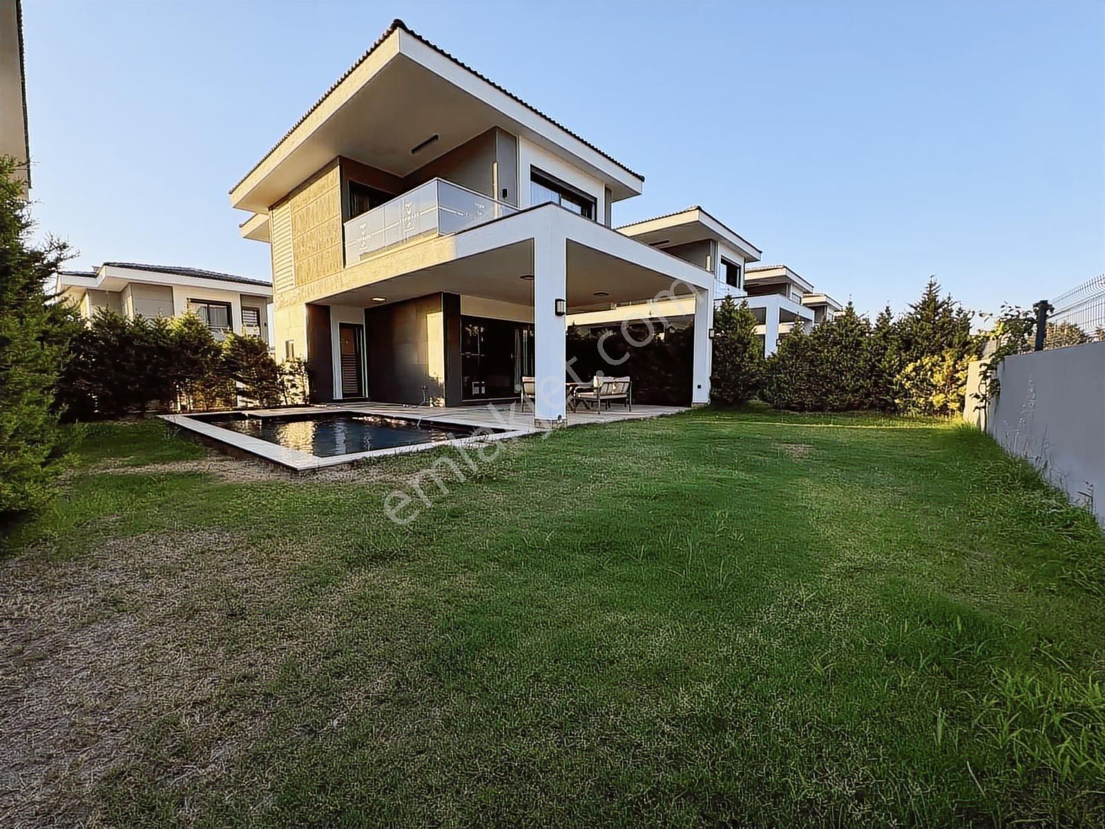 Güzelçamlı'da 7/24 Güvenlikli Tek Müstakil Havuzlu 3+1 Villa - Görsel 11