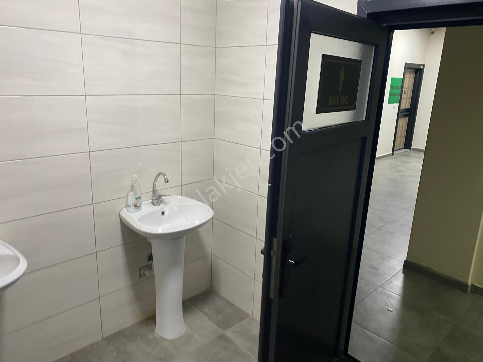 Esenyalı Merkezde Harika Konumda Köşe Ofis Katları Yerinzi Alın - Görsel 13