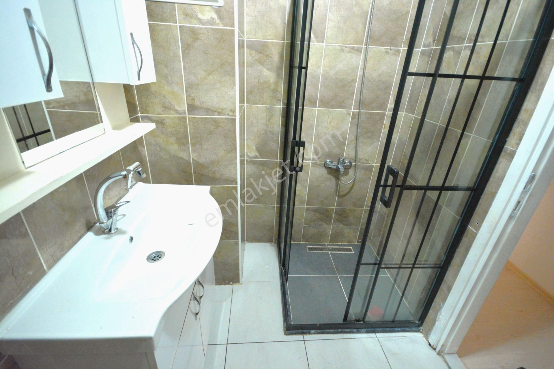 Kiralık Daire 3+1 Ara Kat 120 M2 İskanlı Konumu Güzel Güney Cephe - Görsel 22