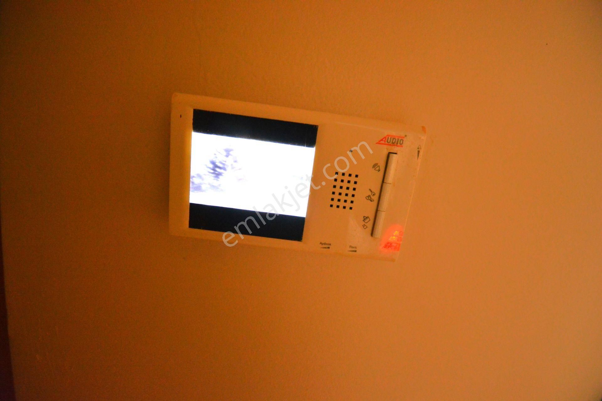 Kiralık Daire 3+1 Ara Kat 120 M2 İskanlı Konumu Güzel Güney Cephe - Görsel 11