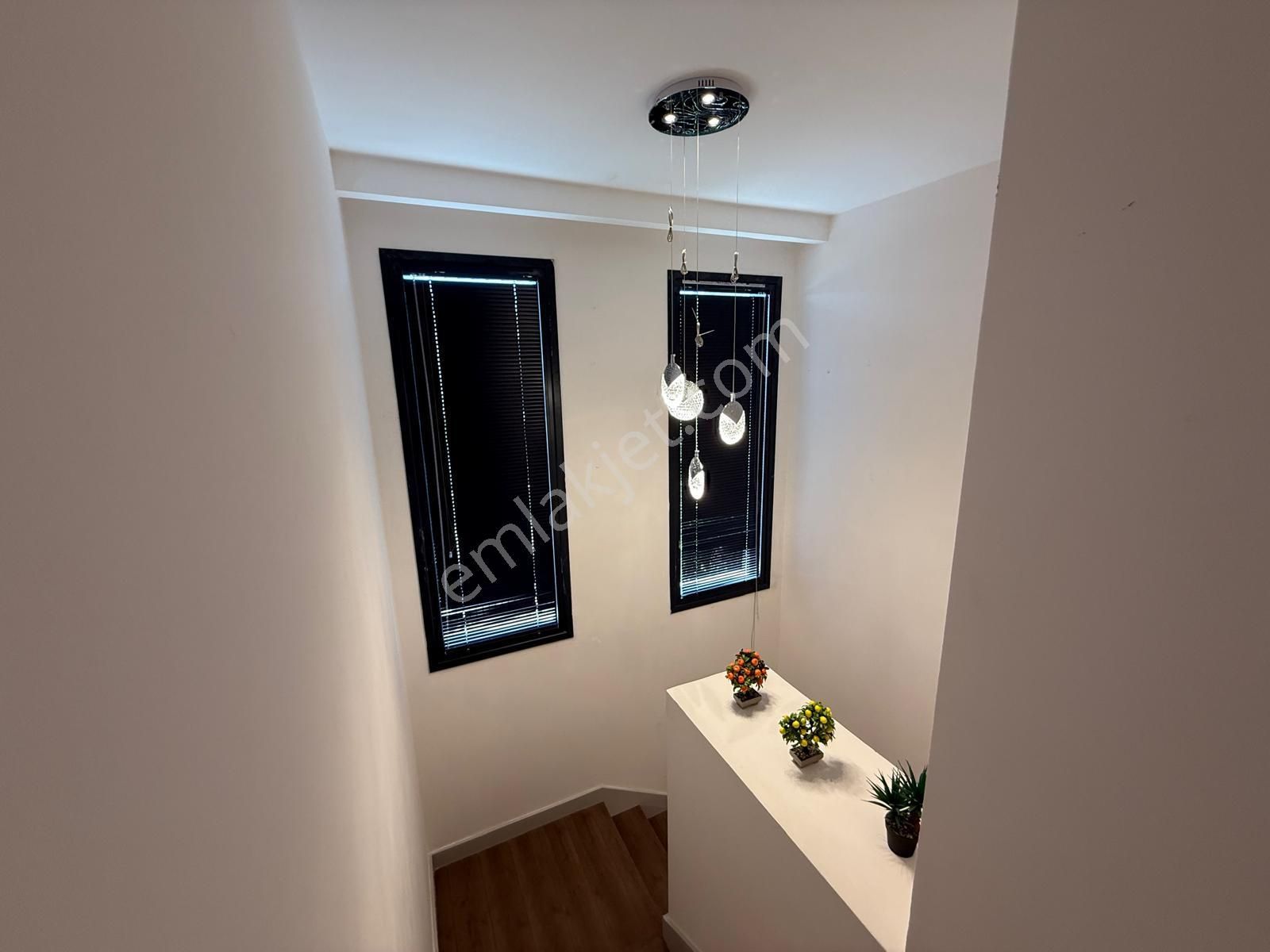 Havuzlu Site - Full Eşya - Alt Katta Oda - 4+1 Villa - Görsel 27