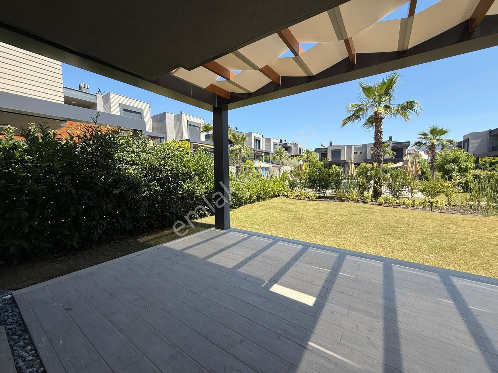 Havuzlu Site - Full Eşya - Alt Katta Oda - 4+1 Villa - Görsel 7