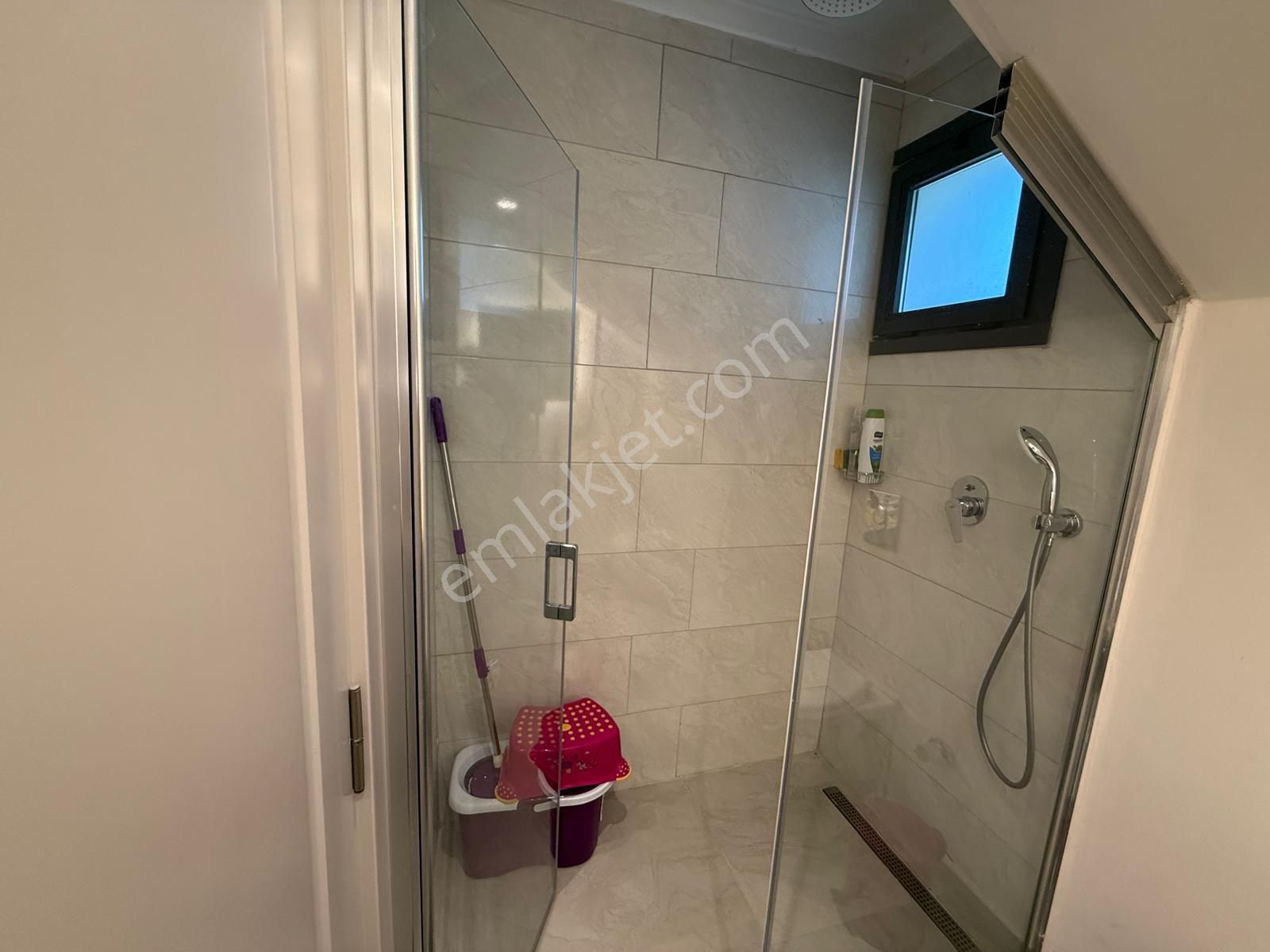 Havuzlu Site - Full Eşya - Alt Katta Oda - 4+1 Villa - Görsel 25