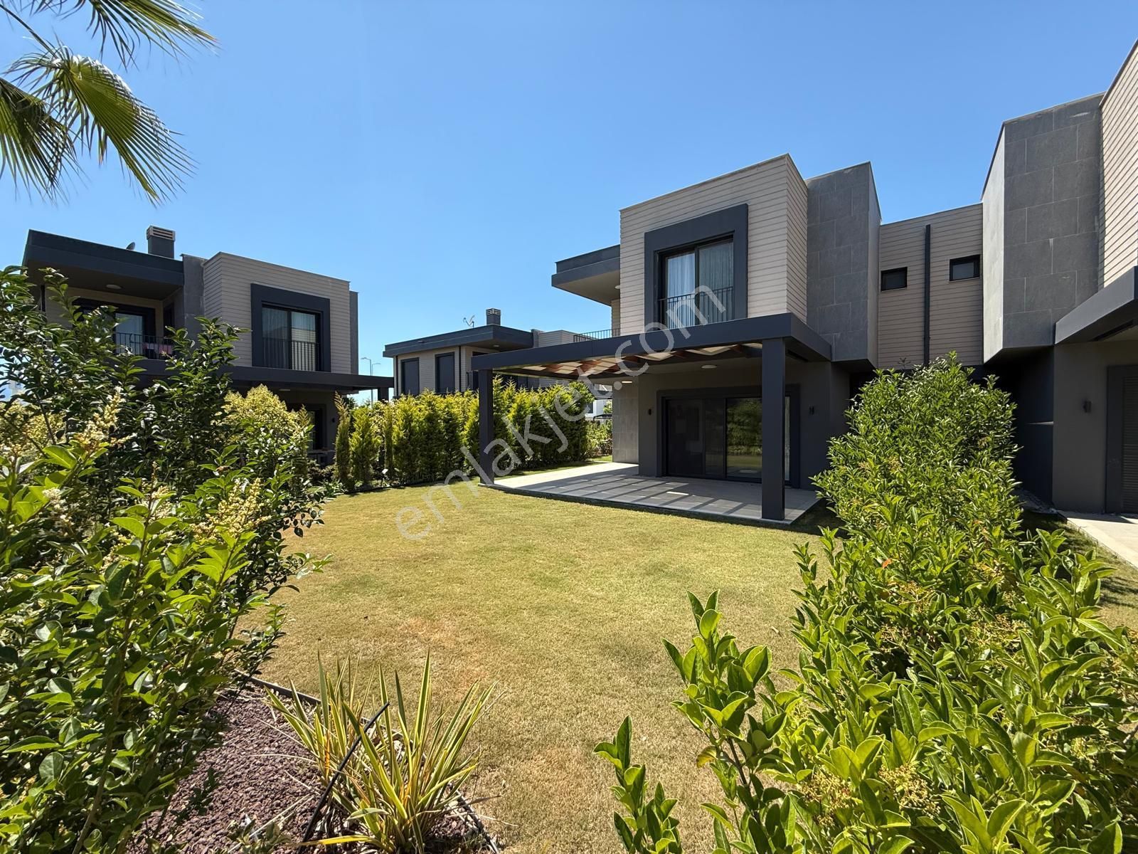 Havuzlu Site - Full Eşya - Alt Katta Oda - 4+1 Villa - Görsel 4