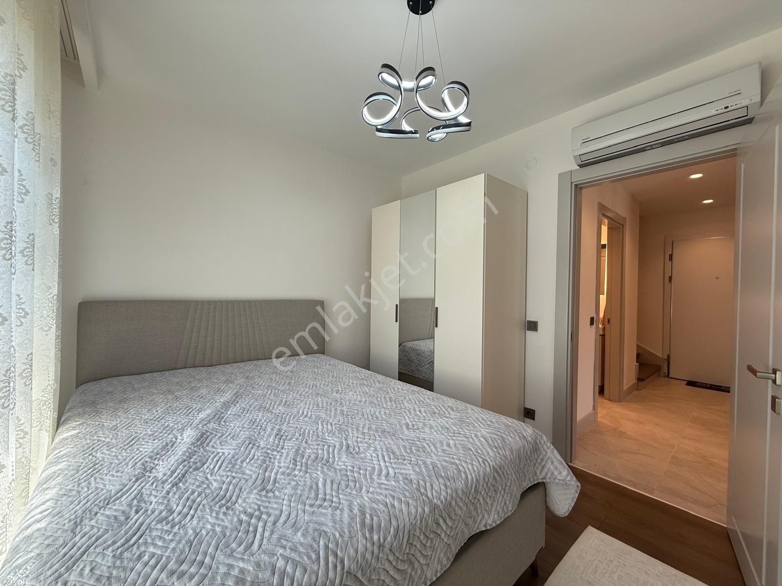 Havuzlu Site - Full Eşya - Alt Katta Oda - 4+1 Villa - Görsel 22