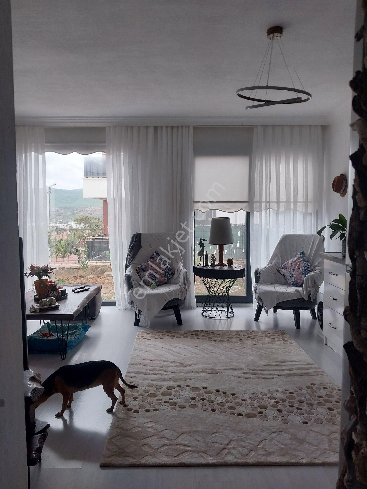 Bodrumda Müstakil Girişli Bahçe Katı