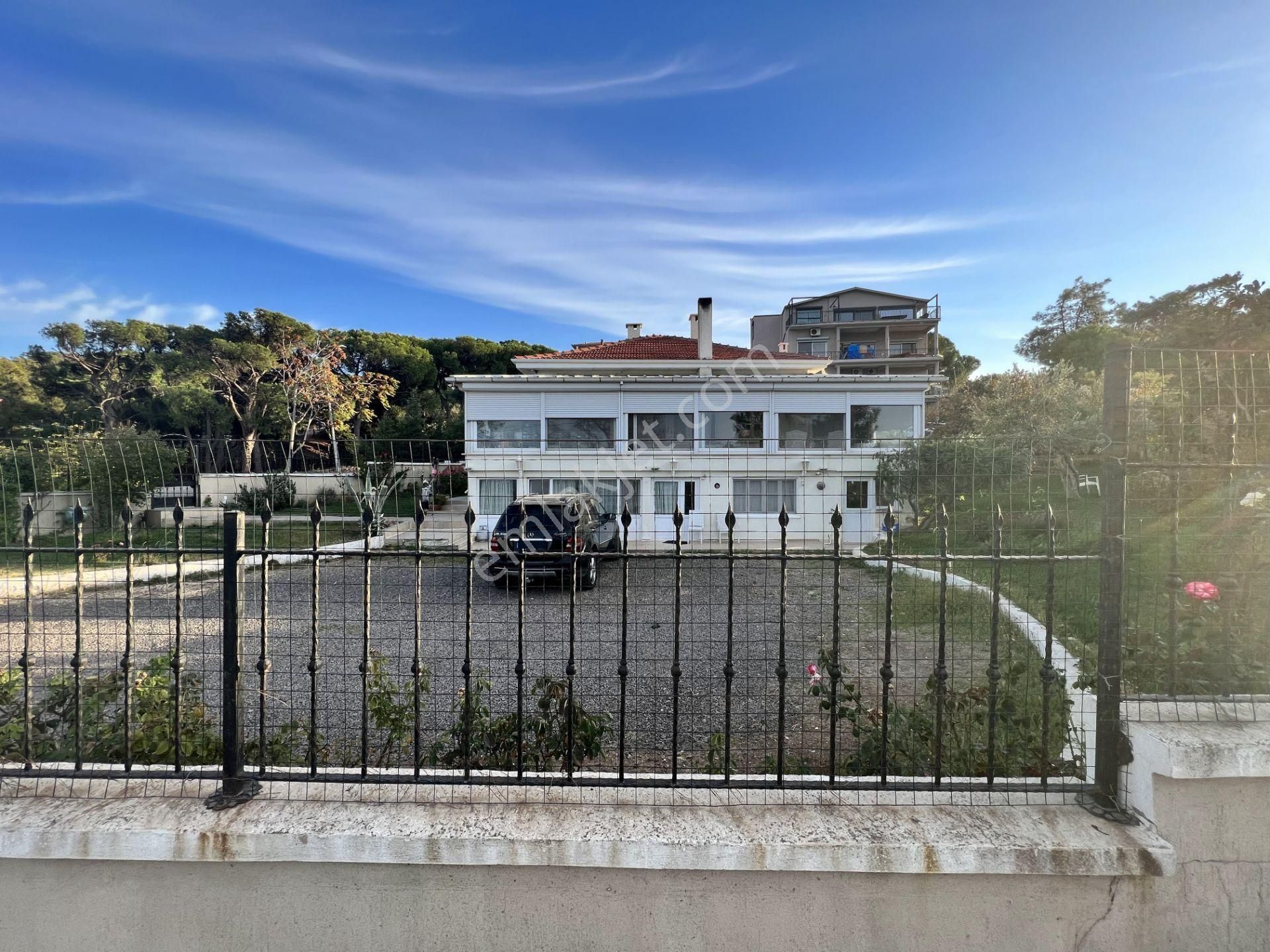 Ayvalık Camlık Sefa Da Satılık Muhtesem Mustakil Ev.denize Sıfır. - Görsel 3