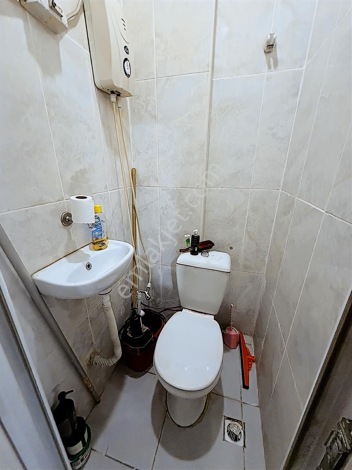 Mehmet Akif'te Satılık 45 M2 Düz Giriş Dükkan Caddeye Çok Yakın - Görsel 7