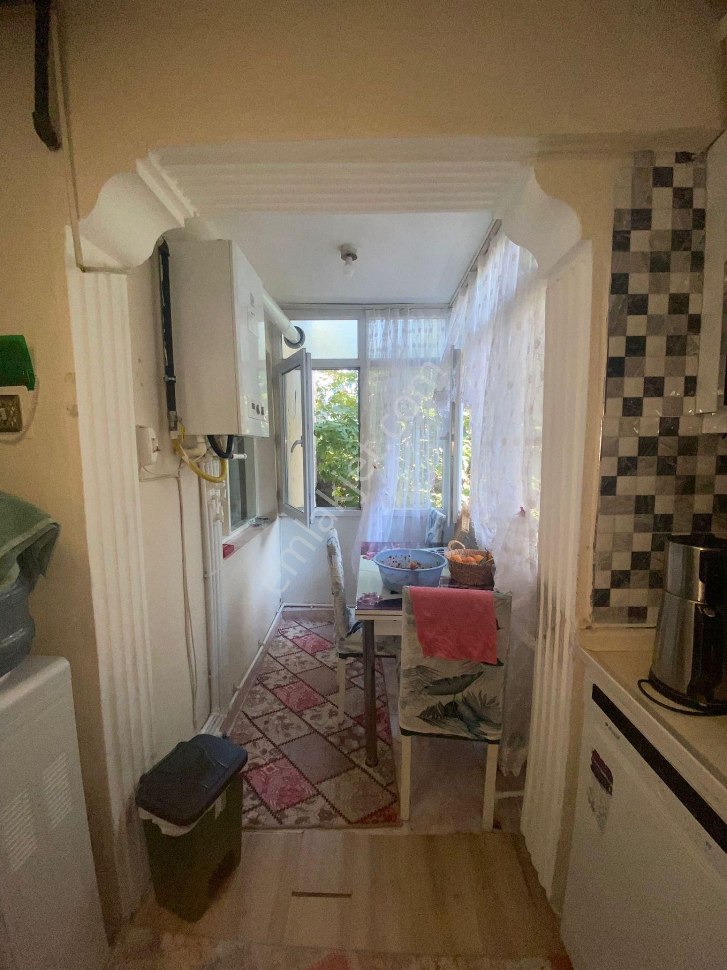 Sahibinden Acil Satılık Deniz Manzaralı Cadde Üzeri 2+1 Daire - Görsel 6