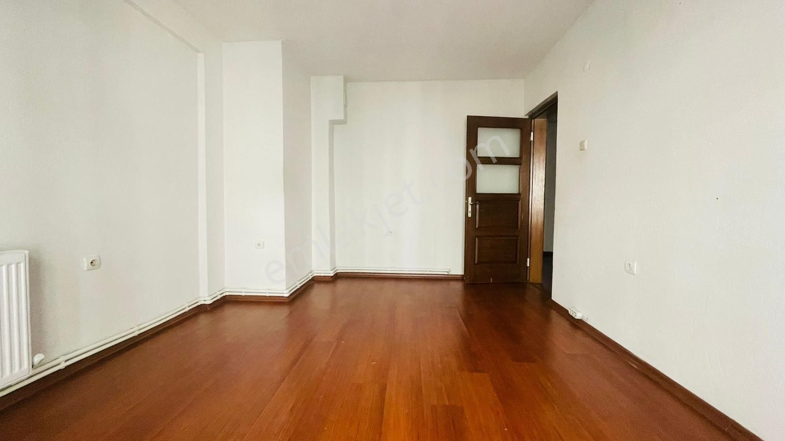 Tahsin Yazıcı Mah.geniş 2+1 Doğalgazlı, Çift Cephe Kiralık Daire - Görsel 3