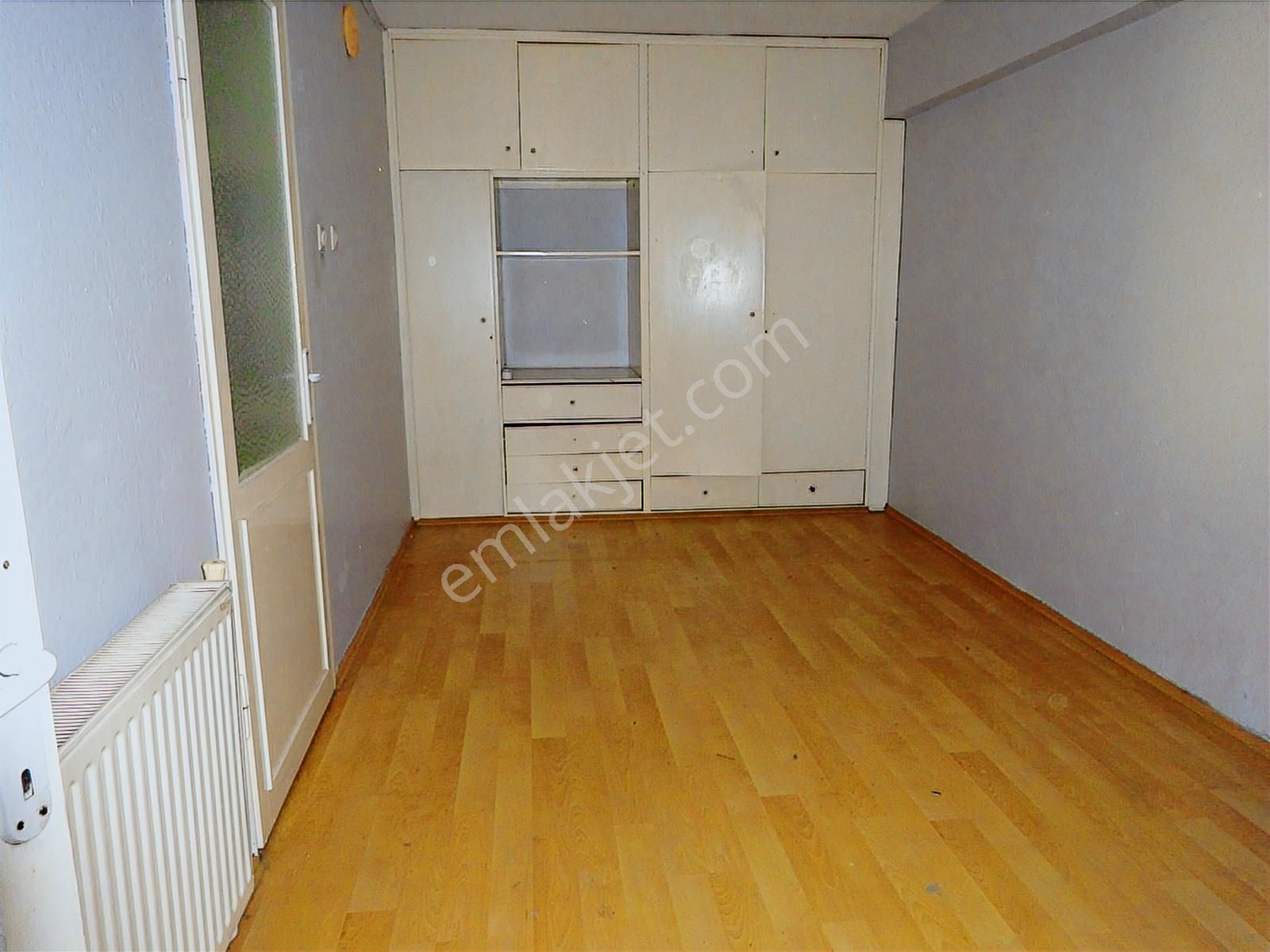 Bahçelievler Karafatma Parkına Yakın 2+1 Satılık Arakat Daire - Görsel 17