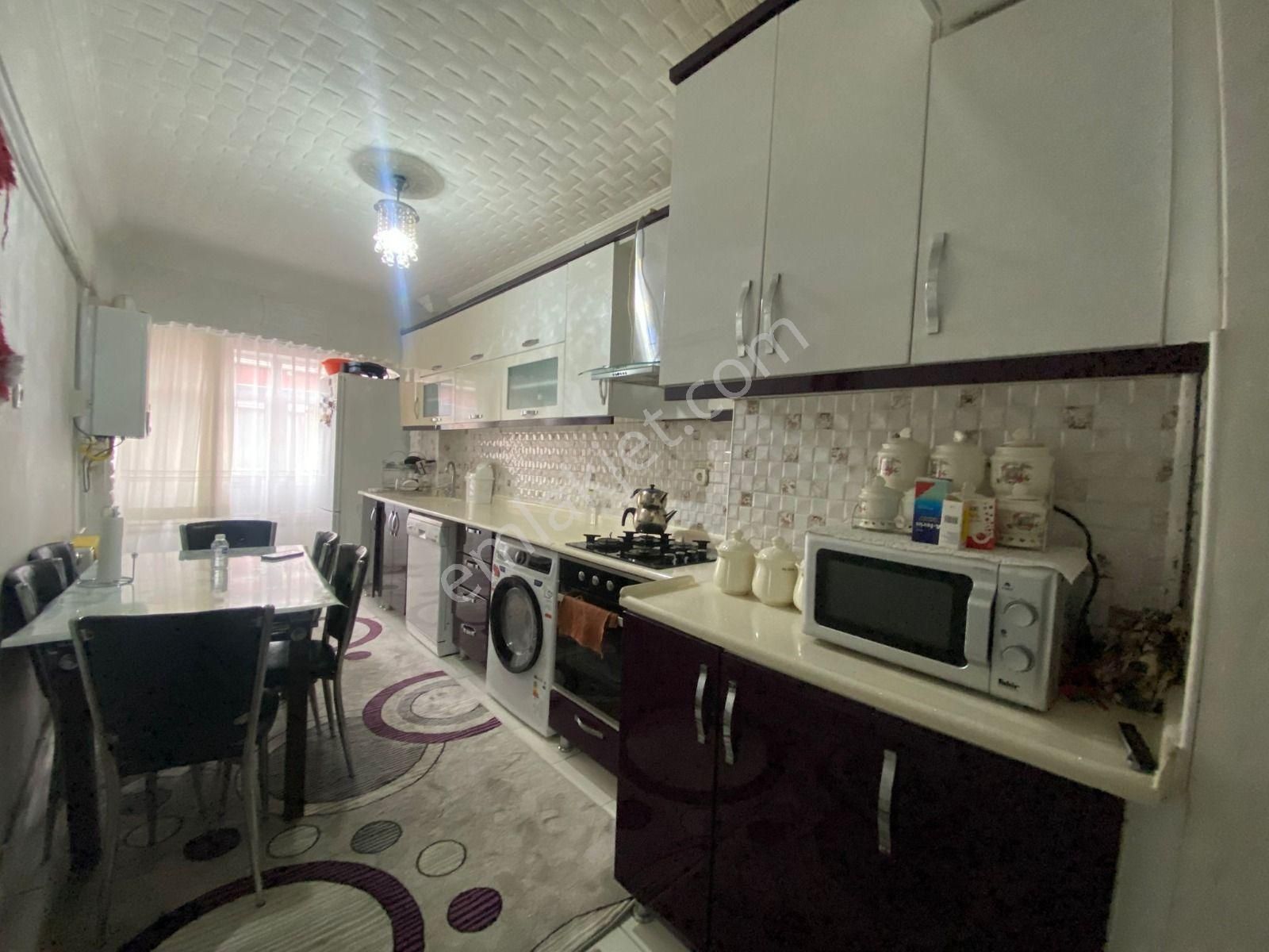 Plevne Mh Cadde Üzeri Ebeveyn Banyolu 3+1 Bağımsız Masrafsız Daire