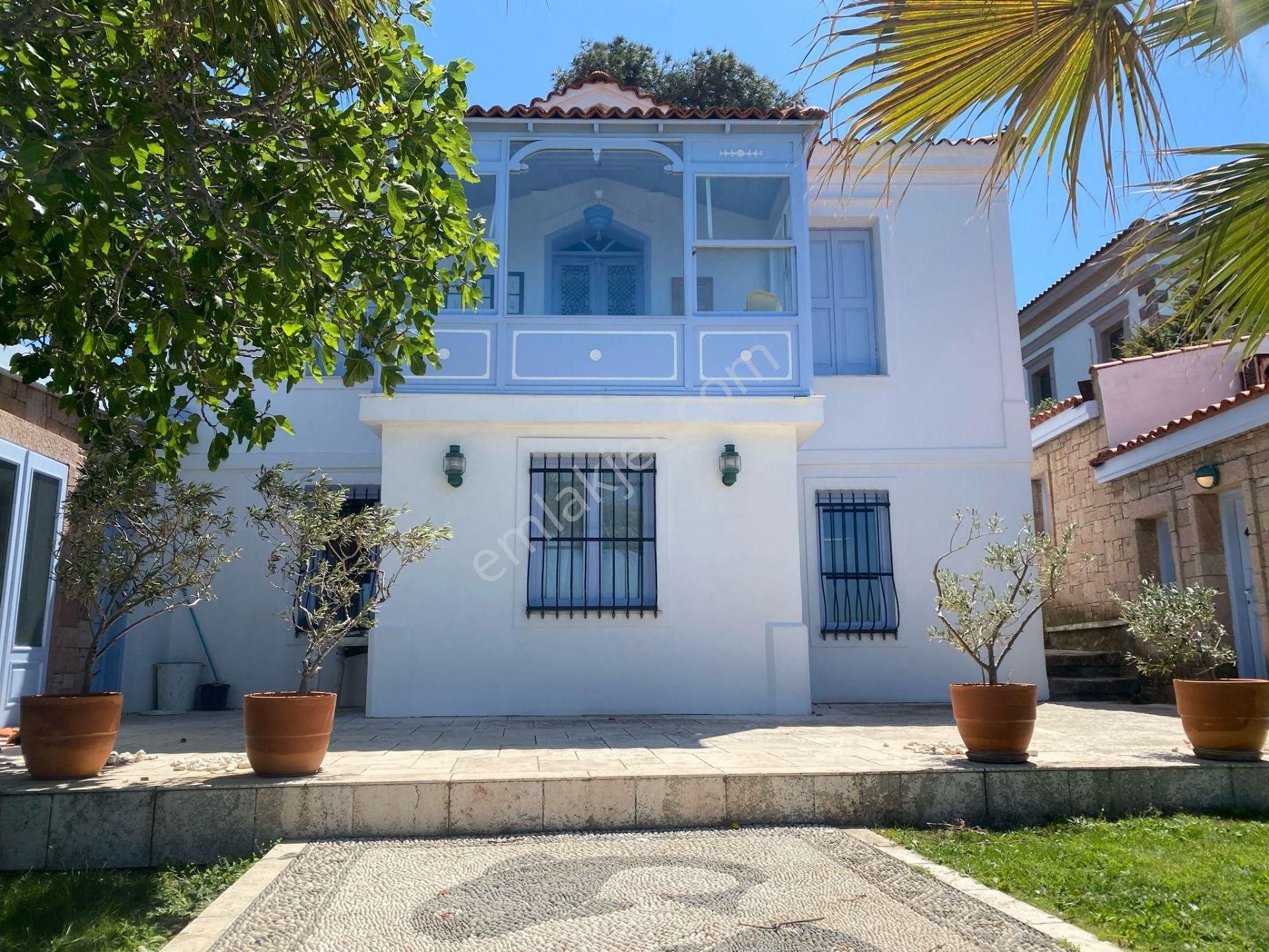 Balıkesir Ayvalık Camlık Sefa Da Satılık Yalı - Görsel 25