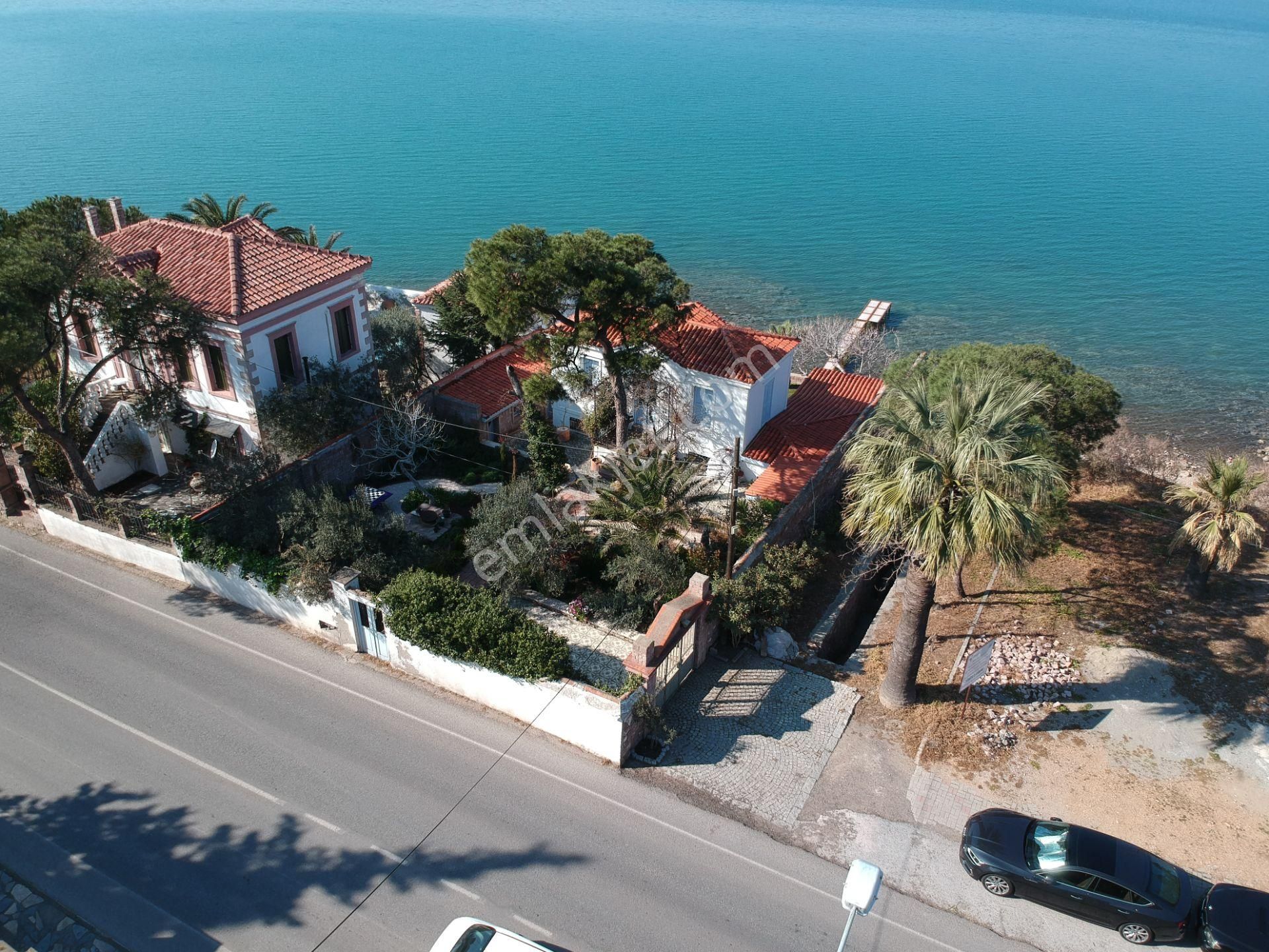 Balıkesir Ayvalık Camlık Sefa Da Satılık Yalı - Görsel 8