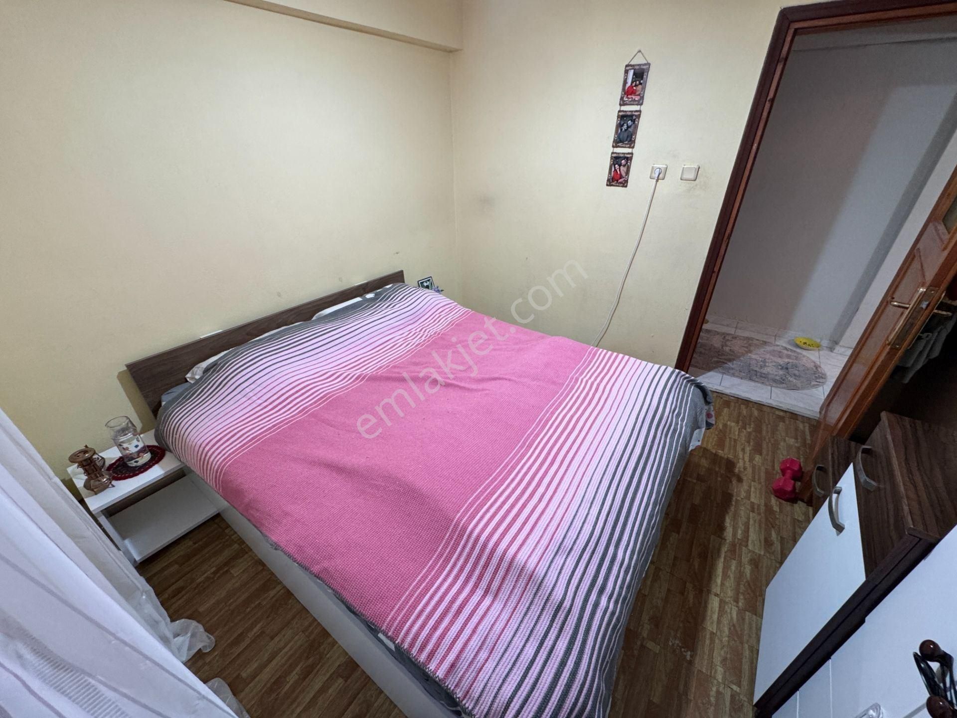 Esinti'den Zümrütevler Mahallesinde Metroya Yakın 2+1 Daire - Görsel 31