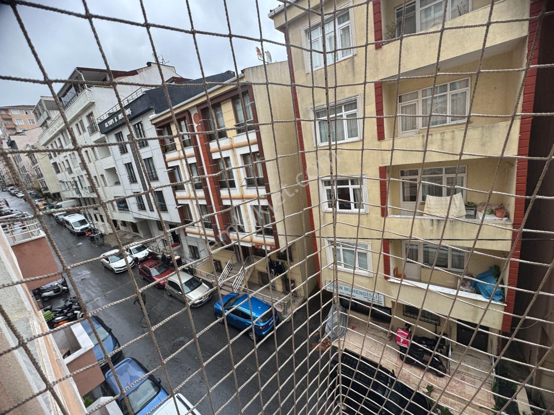 Esinti'den Zümrütevler Mahallesinde Metroya Yakın 2+1 Daire - Görsel 12