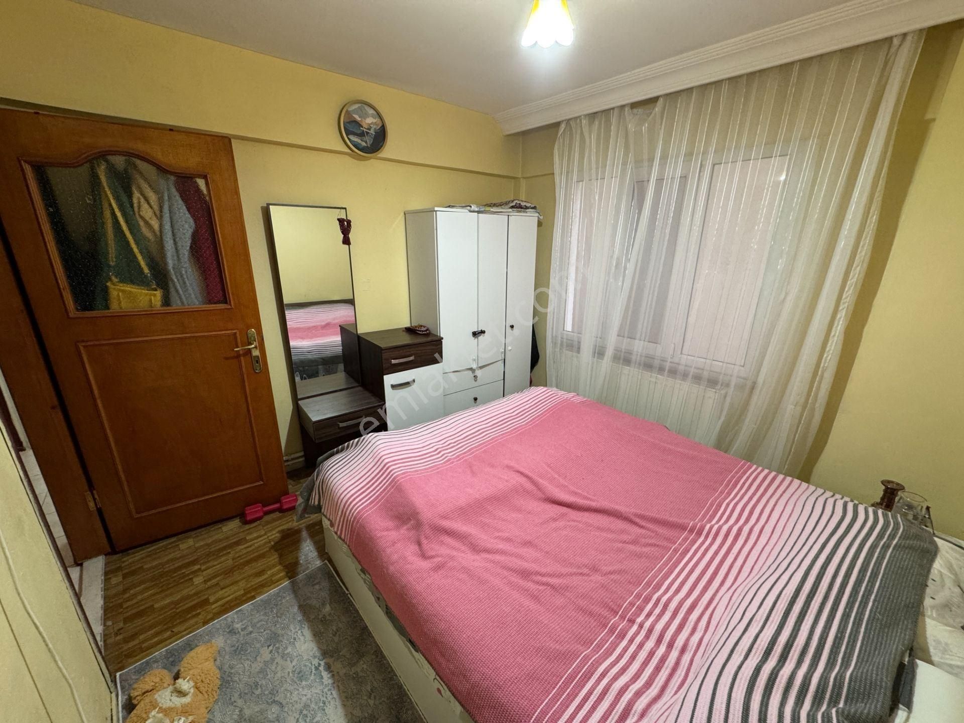 Esinti'den Zümrütevler Mahallesinde Metroya Yakın 2+1 Daire - Görsel 33