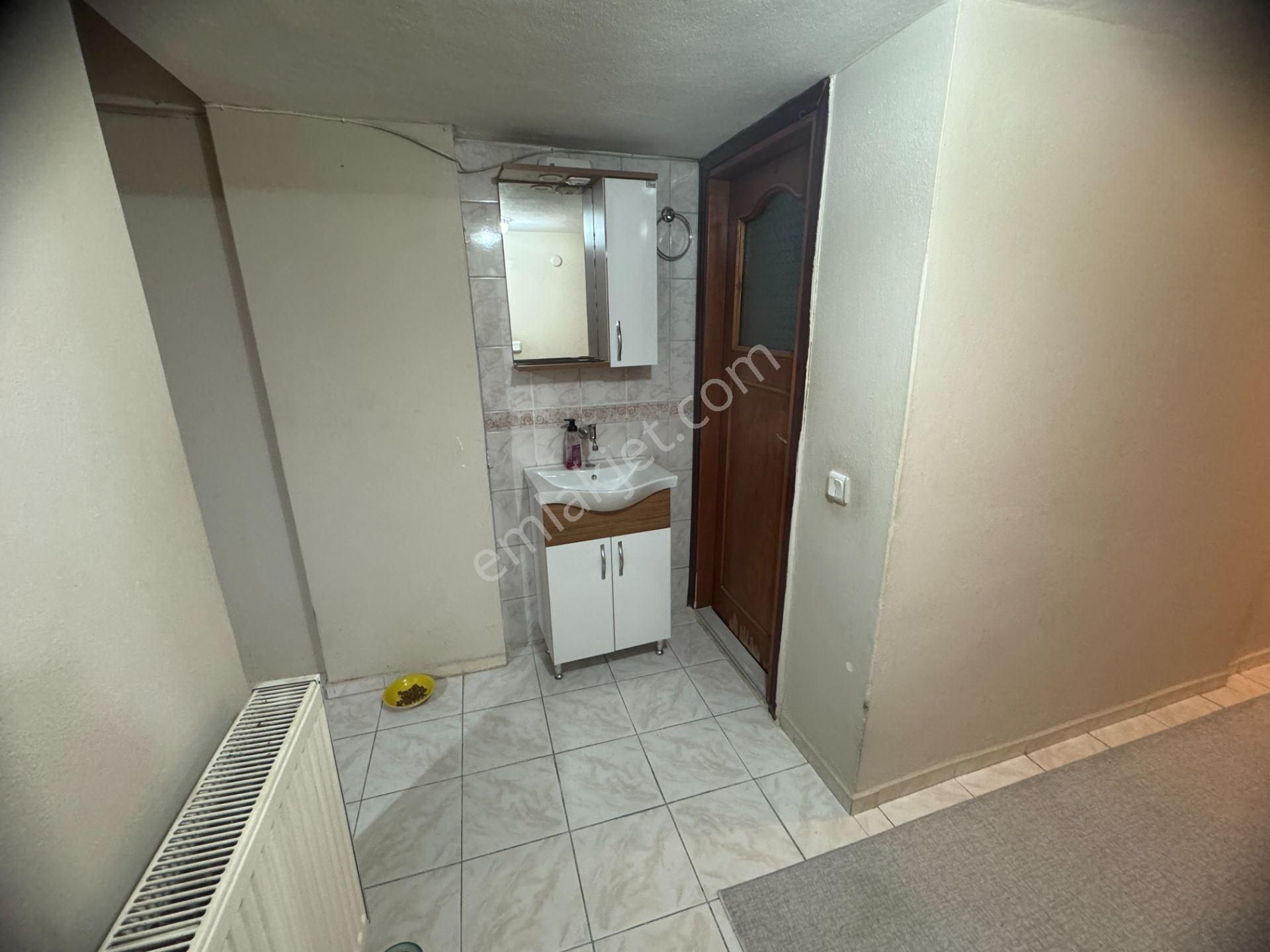 Esinti'den Zümrütevler Mahallesinde Metroya Yakın 2+1 Daire - Görsel 25