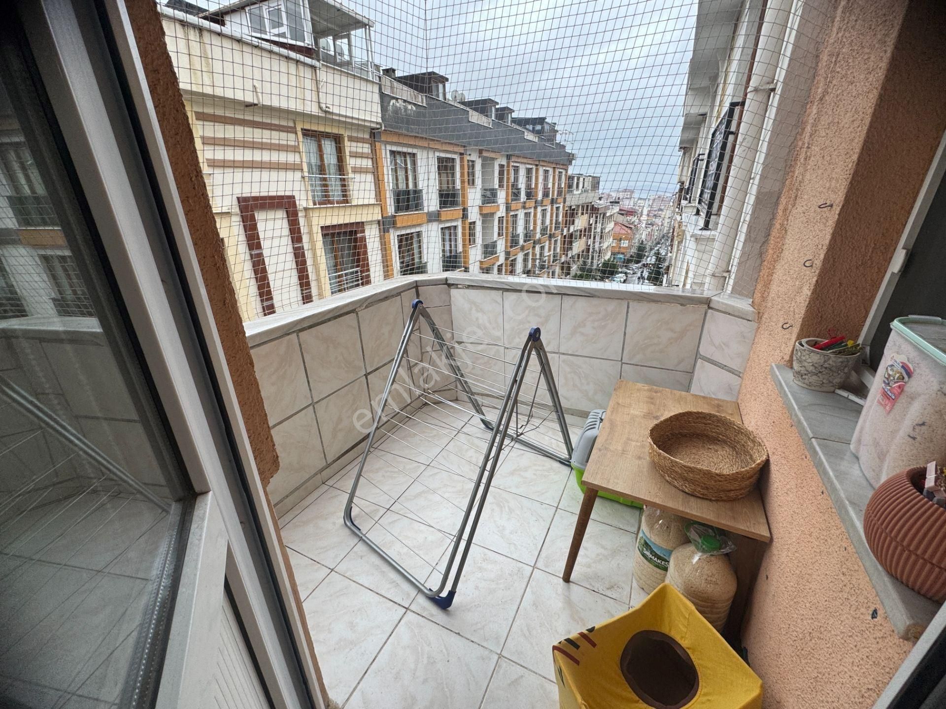 Esinti'den Zümrütevler Mahallesinde Metroya Yakın 2+1 Daire - Görsel 11