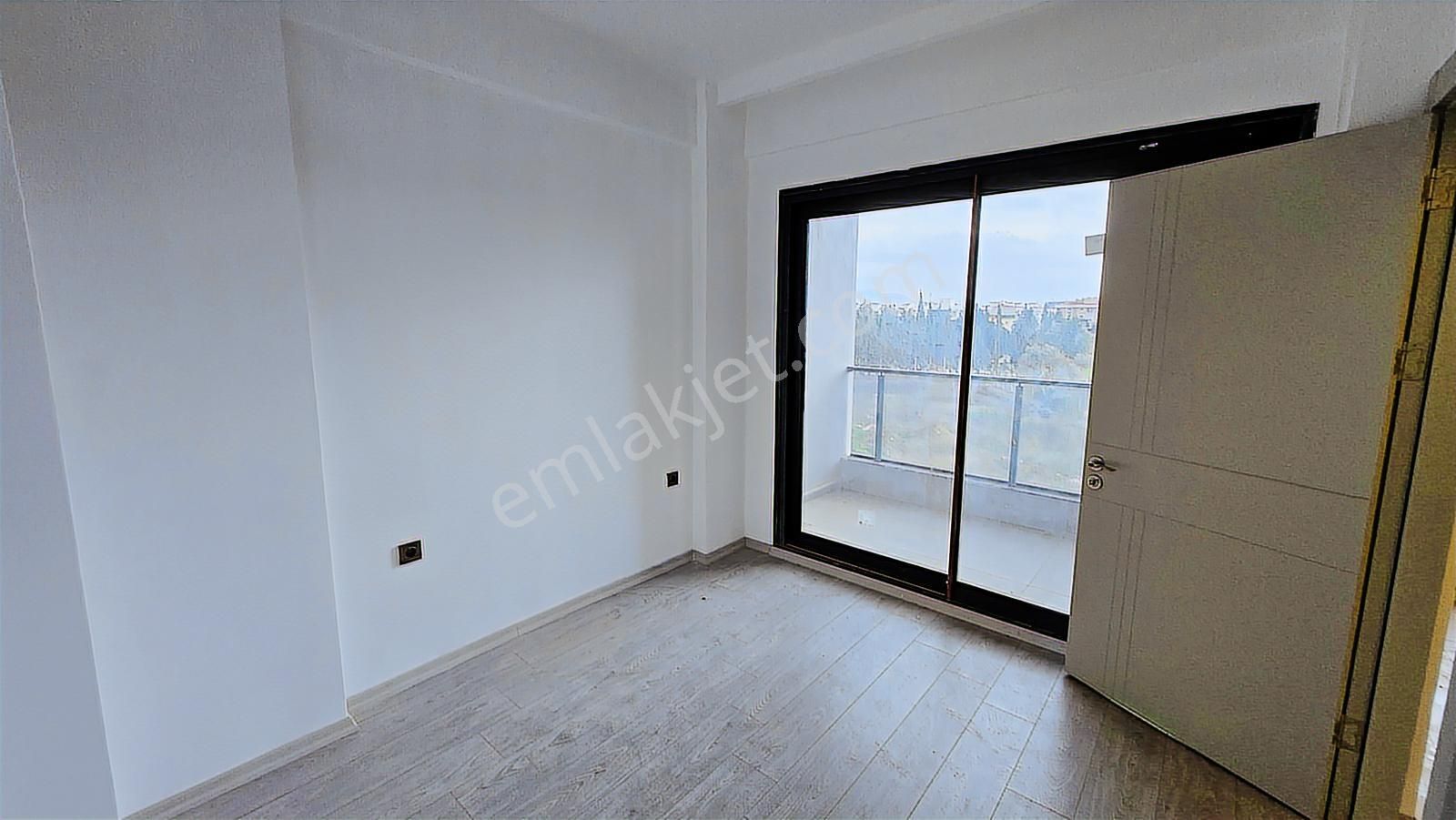 Menderes Barbarosta Sıfır 1+1 Çift Geniş Balkonlu Yerdenısıtmalı - Görsel 28