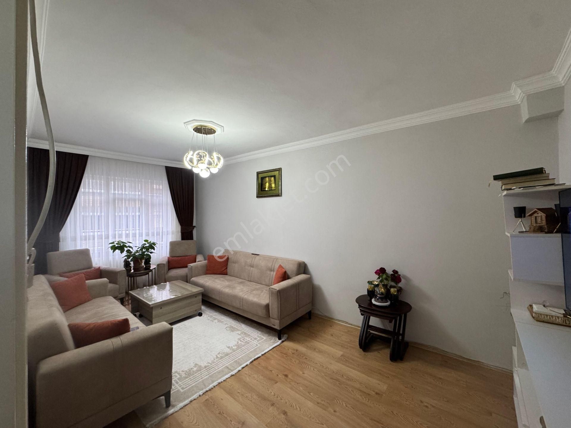 Yıldıztabya'da Satılık 2+1 Daire(arakat, Kullanışlı Ve Aydınlık)