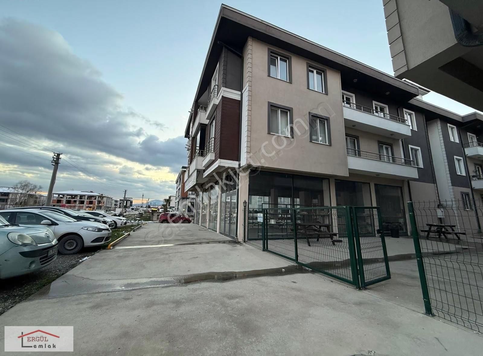Süper Konumda Sakarya Erenler De Ara Kat Satılık 3 +1 - Görsel 13