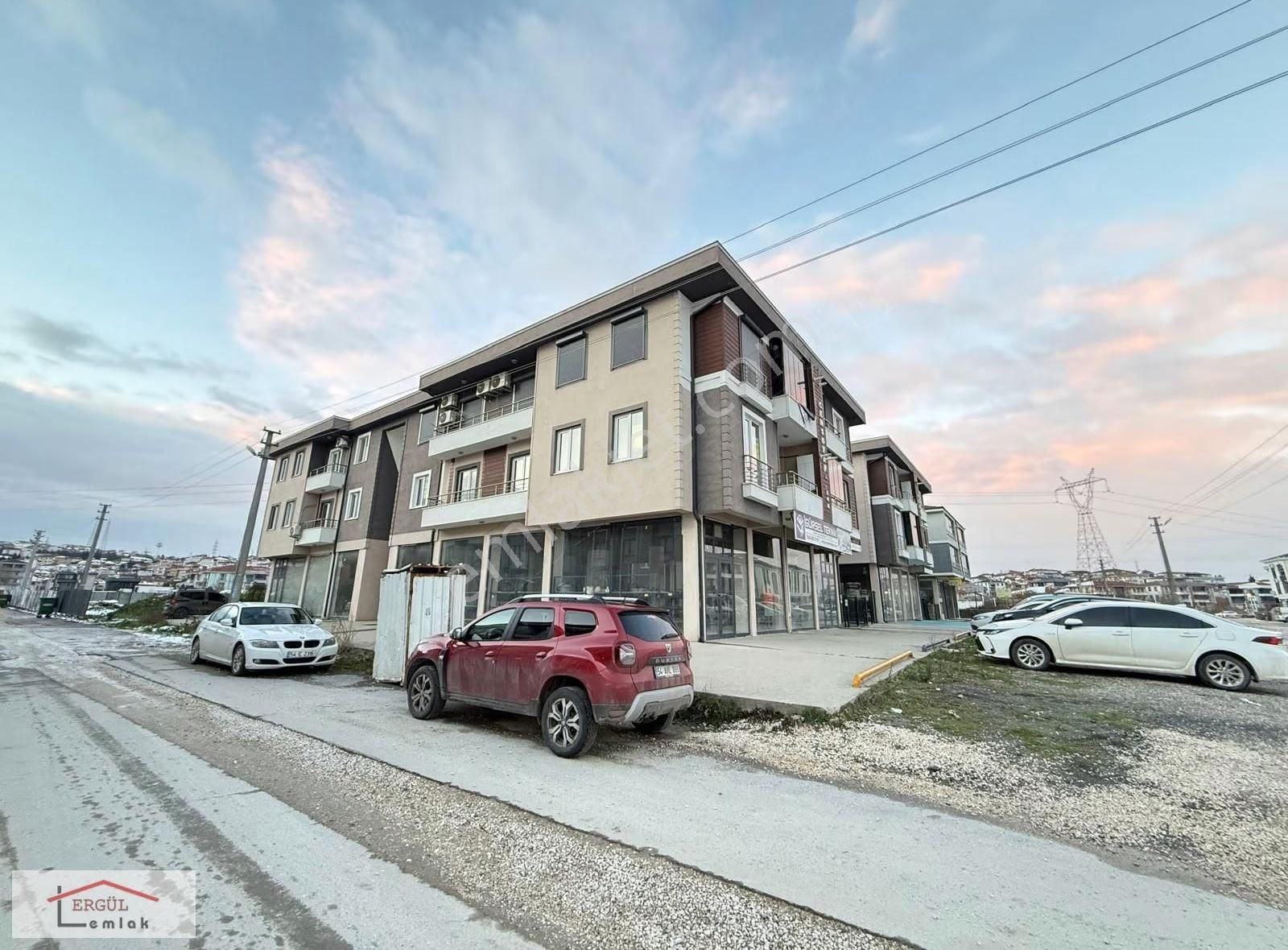 Süper Konumda Sakarya Erenler De Ara Kat Satılık 3 +1 - Görsel 7