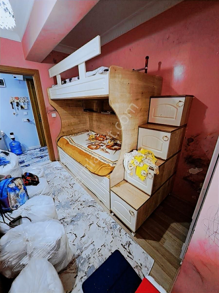 Betül Emlak'tan Sultangazi Eski Habiblerde Satılık 2+1 Giriş Kat - Görsel 16